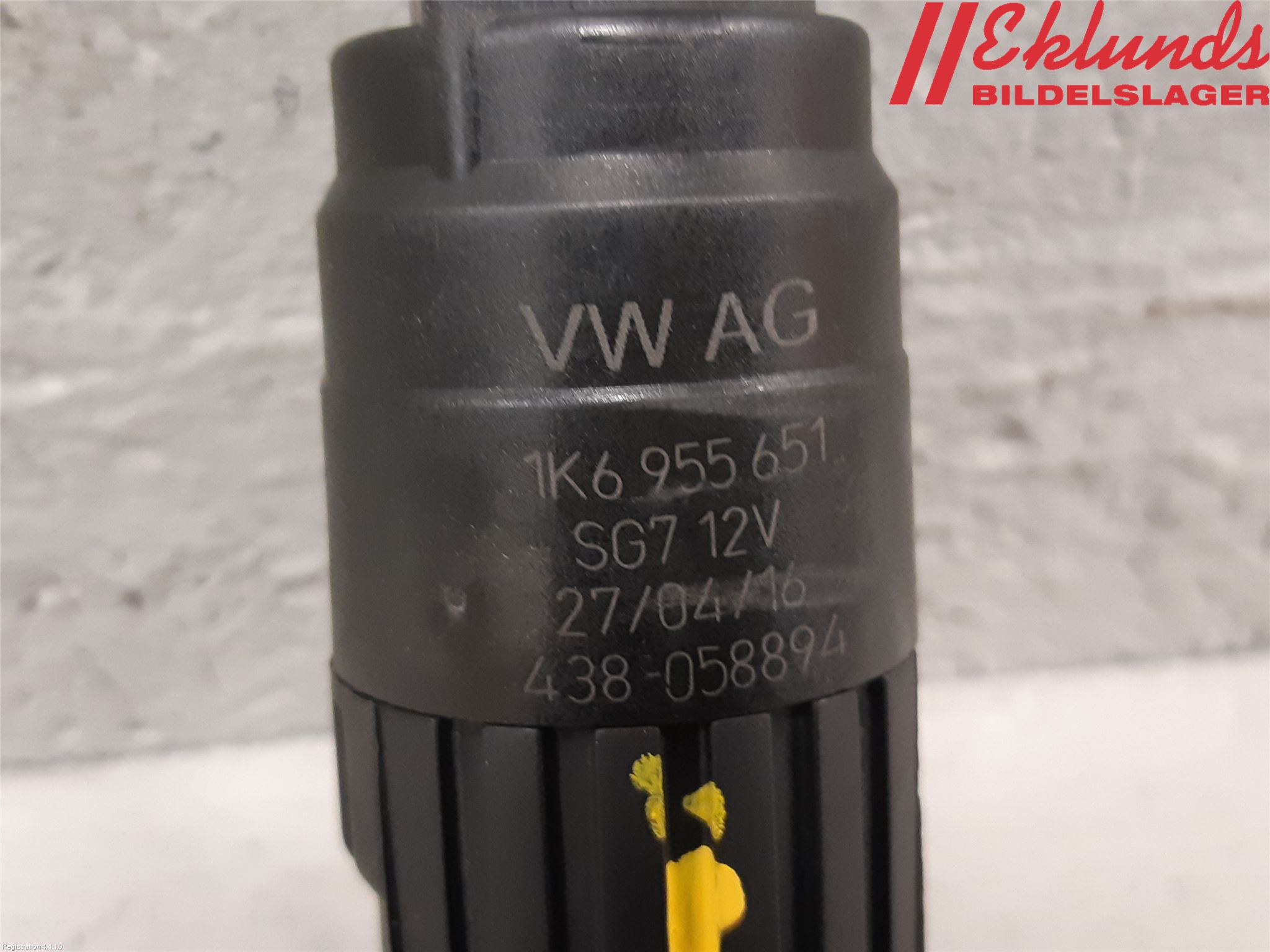 Volkswagen VW CADDY 16-20 Spolarpump Vindruta