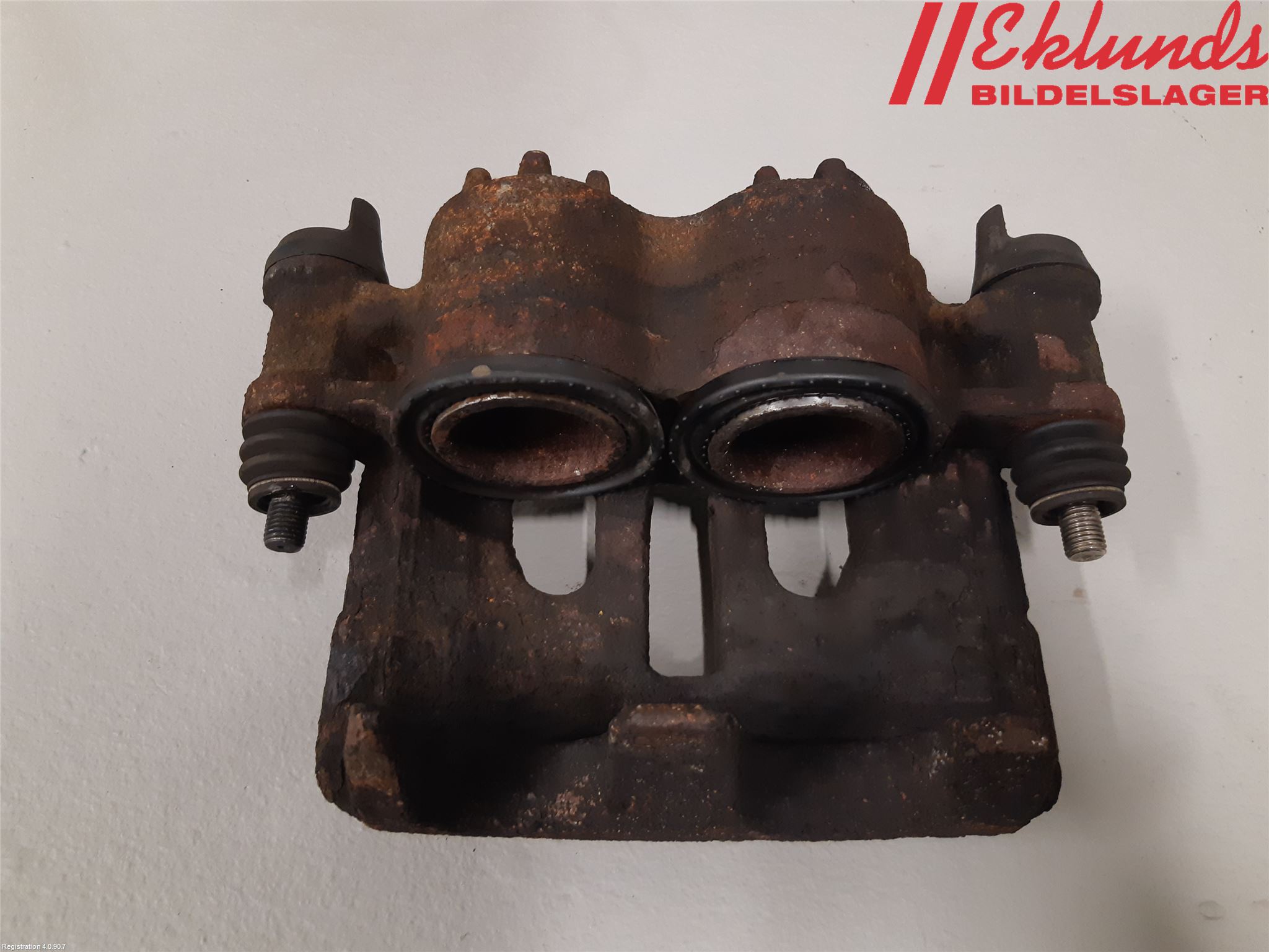 Nissan NV400 12-24 Bromsok Fram Höger