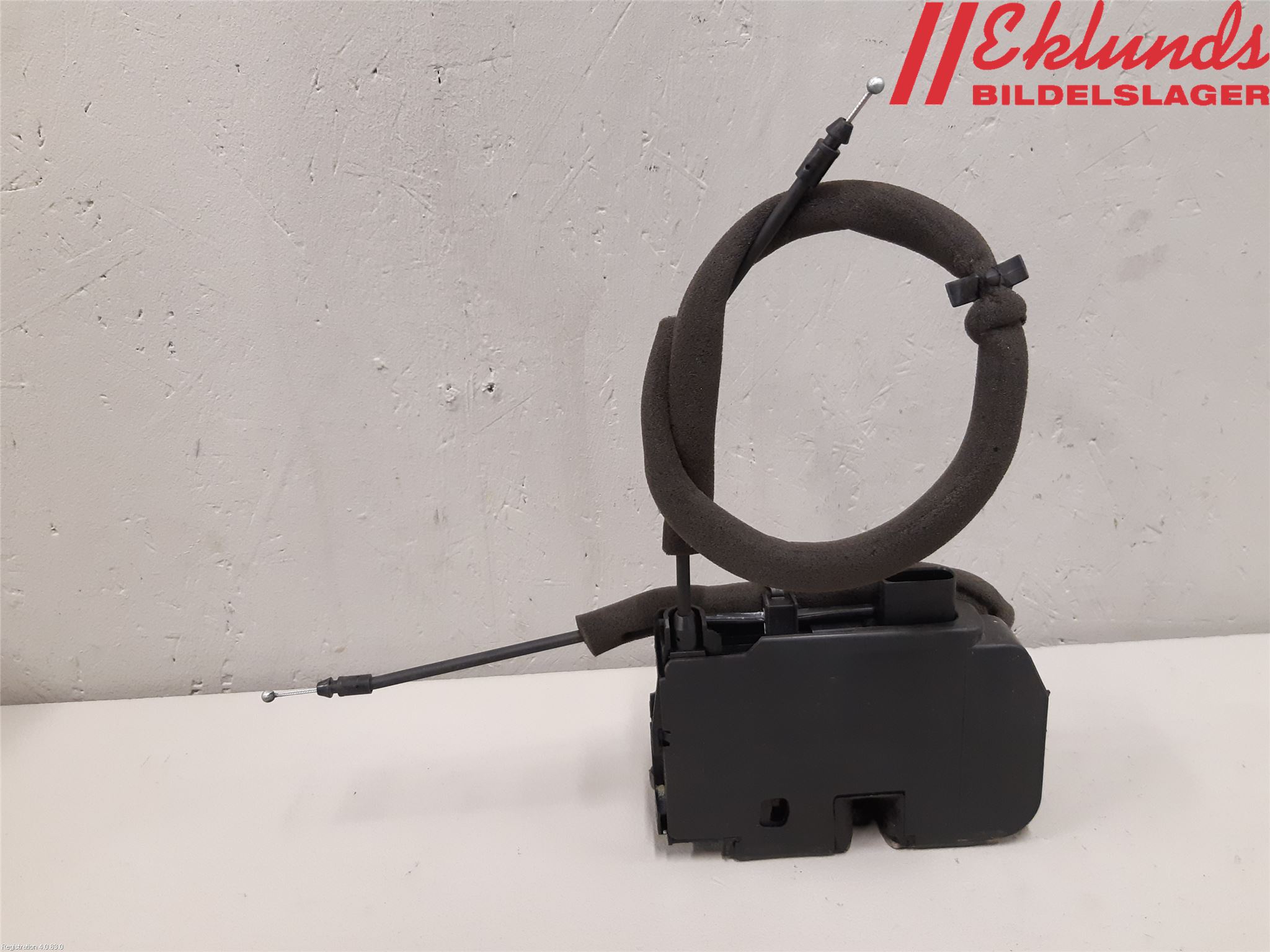 Iveco DAILY 14->> Låskista-Dörrlås