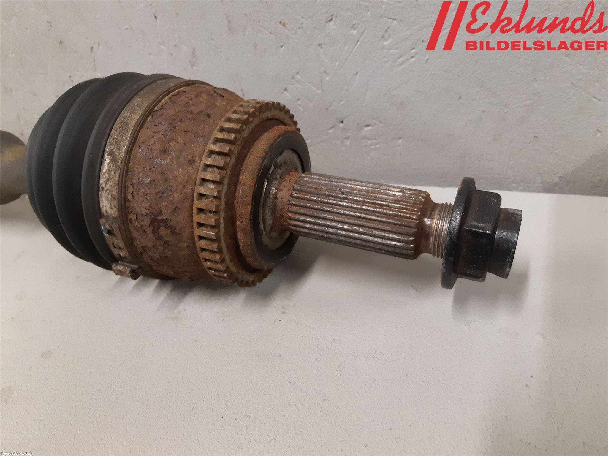 Kia SOUL 09- Drivaxel Fram Höger