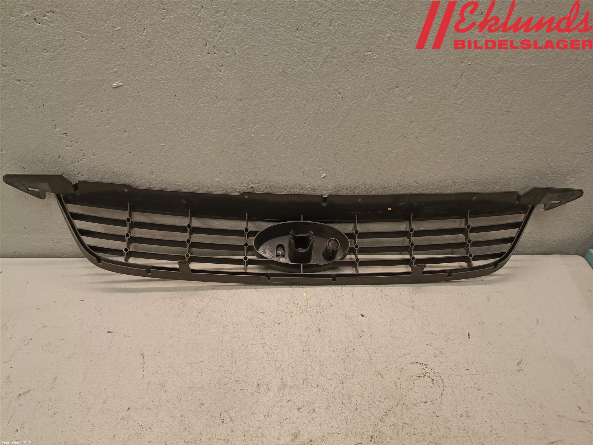 Ford FOCUS 08-11 Grill Komp