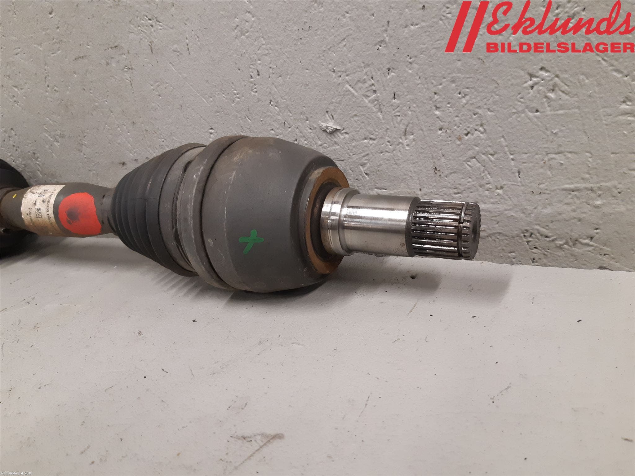 Mercedes-Benz MB CLA-KLASS (C117/X117) 13-19 Drivaxel Fram Vänster