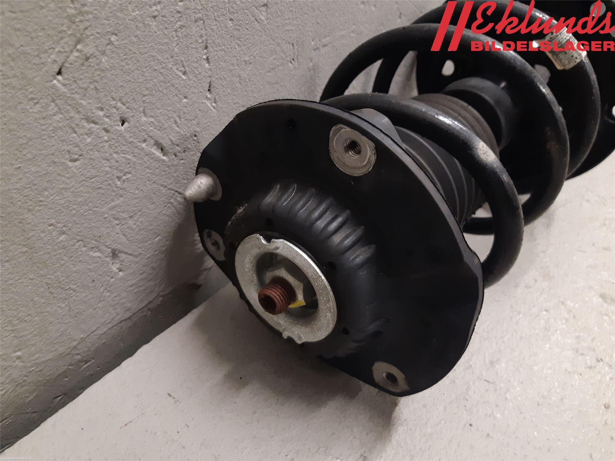 Opel ASTRA K 16-22 Fjäderben Fram Höger