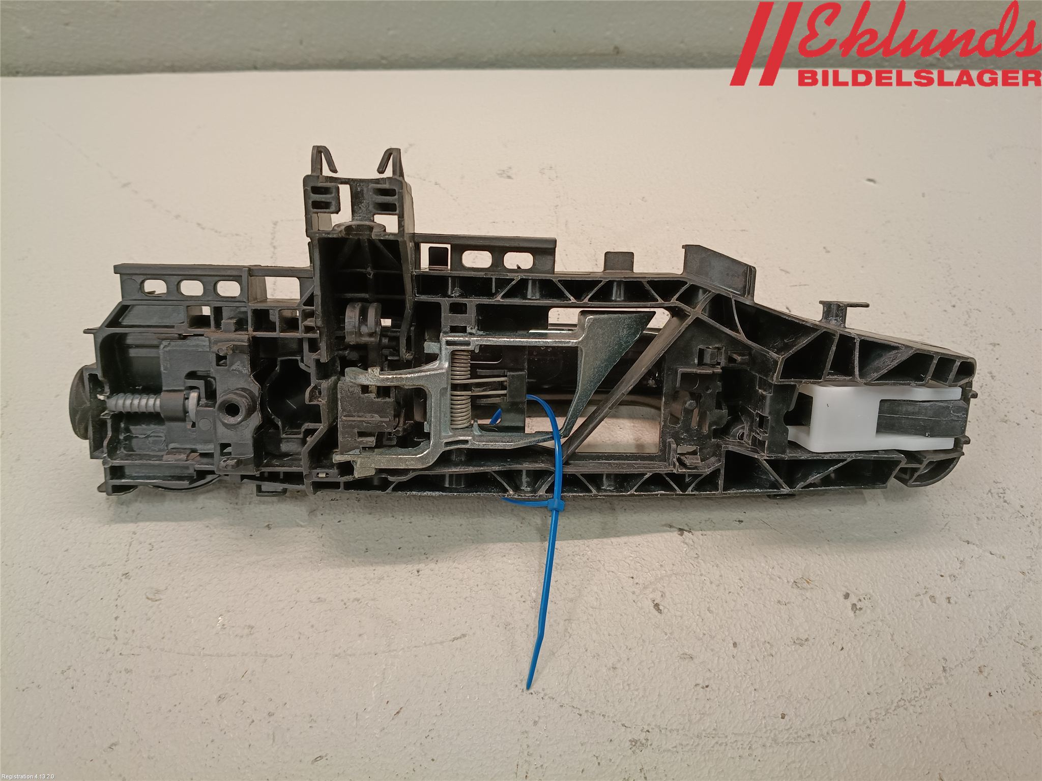 Mercedes-Benz MB E-KLASS (W213) 16-23 Dörrhandtag Inre Hö