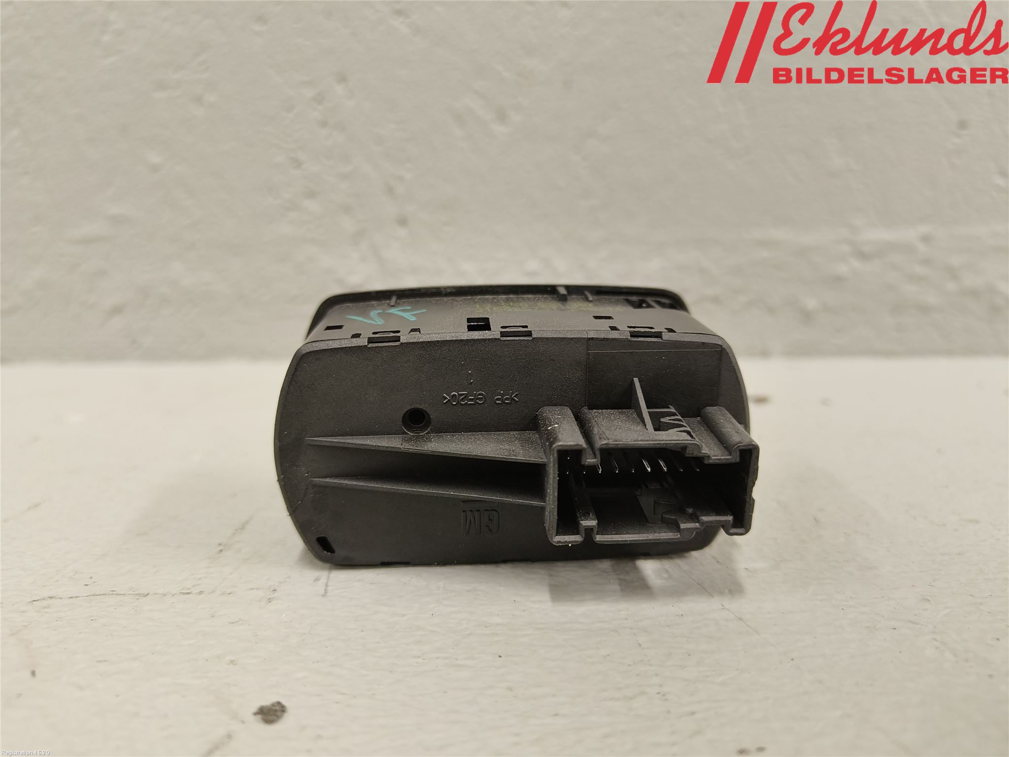 Opel CORSA D 07-14 Strömställare Elruta