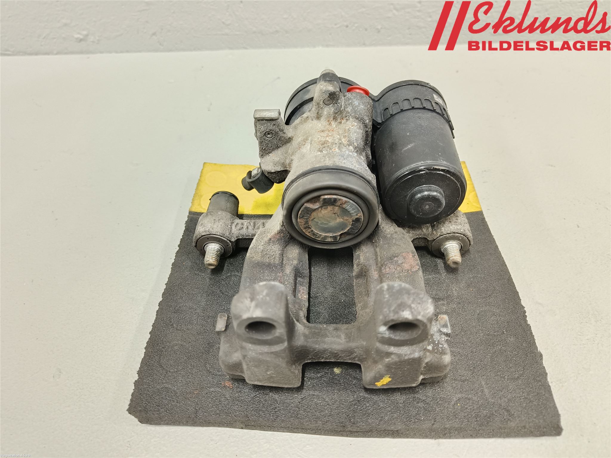 BMW X1 F48 15-22 Bromsok Bak Höger