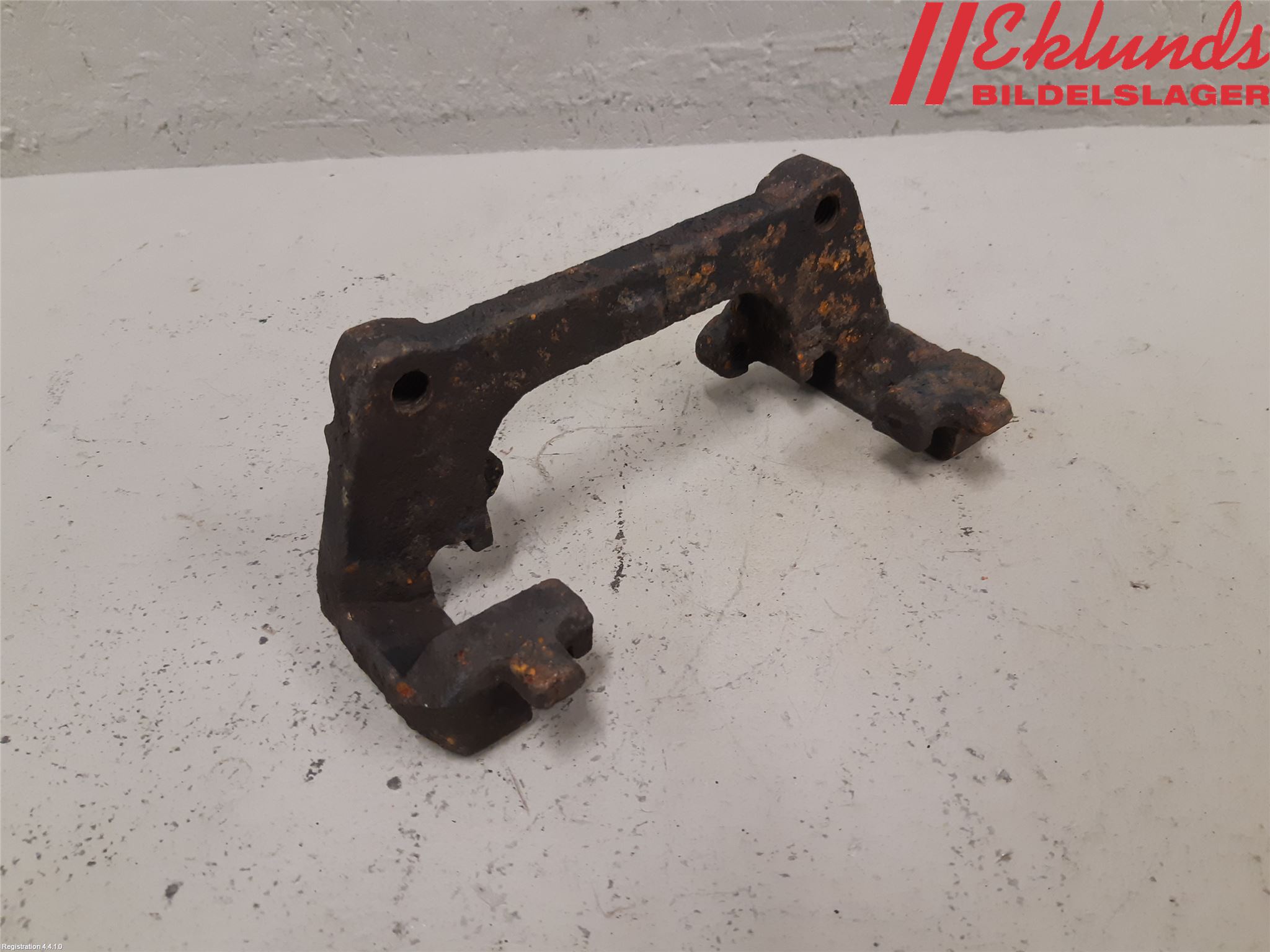 Volvo XC70 01-04 Bromsokshållare