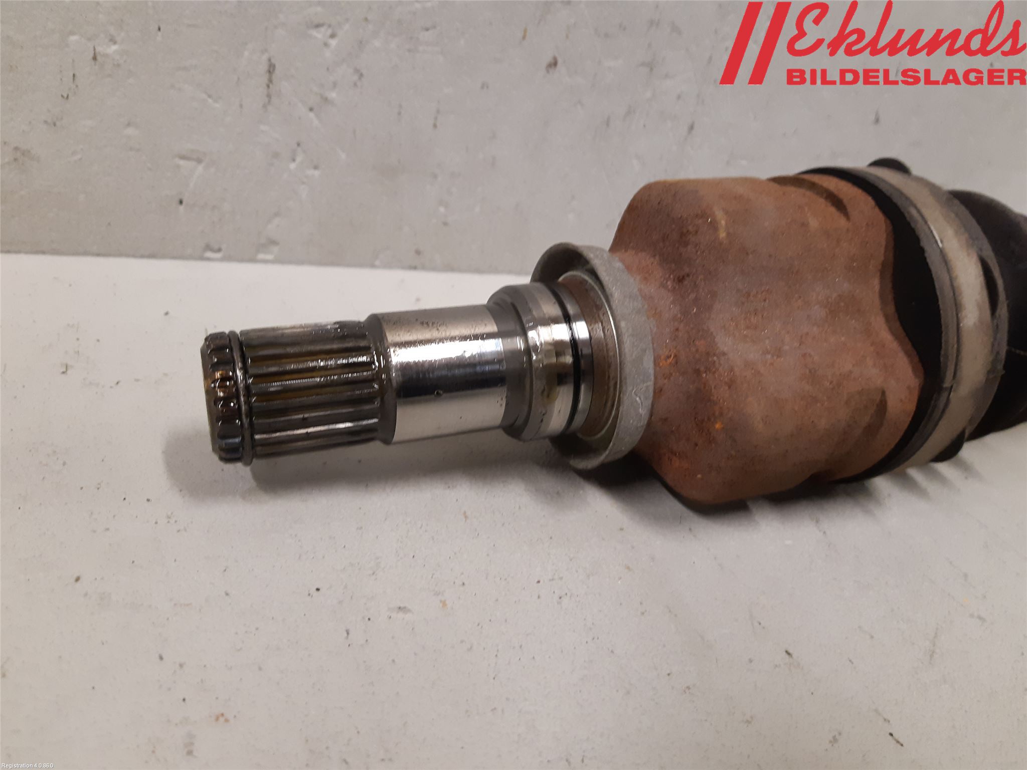 Toyota YARIS XP90 06-11 Drivaxel Fram Vänster