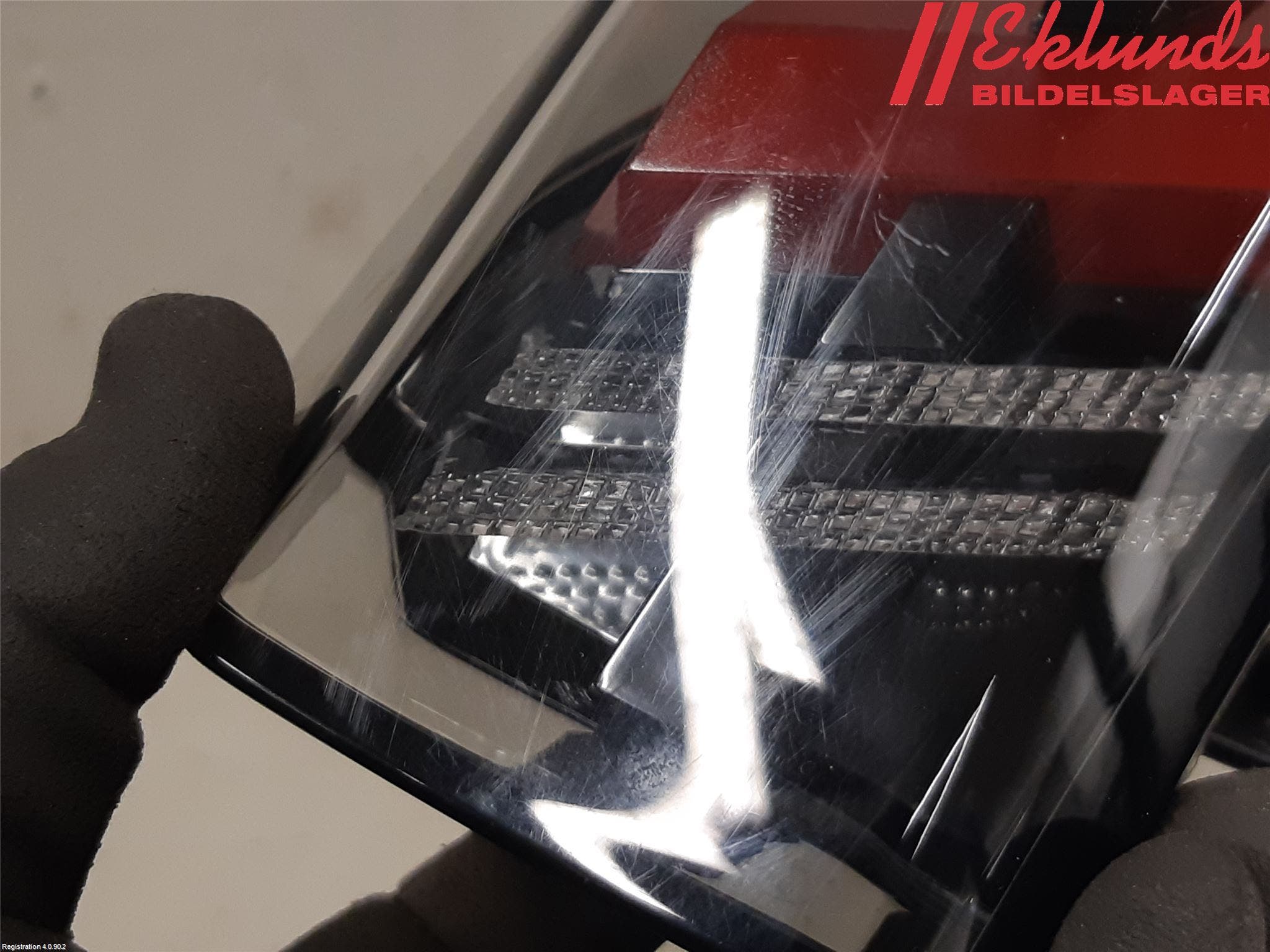 Peugeot 2008/E-2008 20- Bakljus Höger