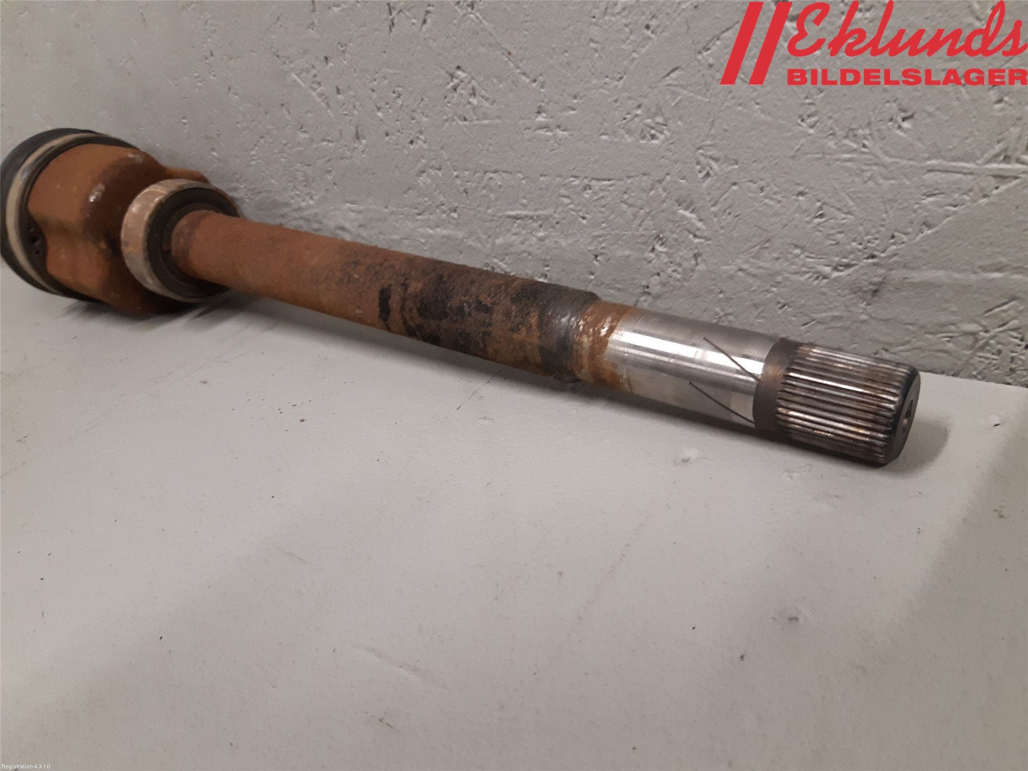 Opel VIVARO 15-19 Drivaxel Fram Höger