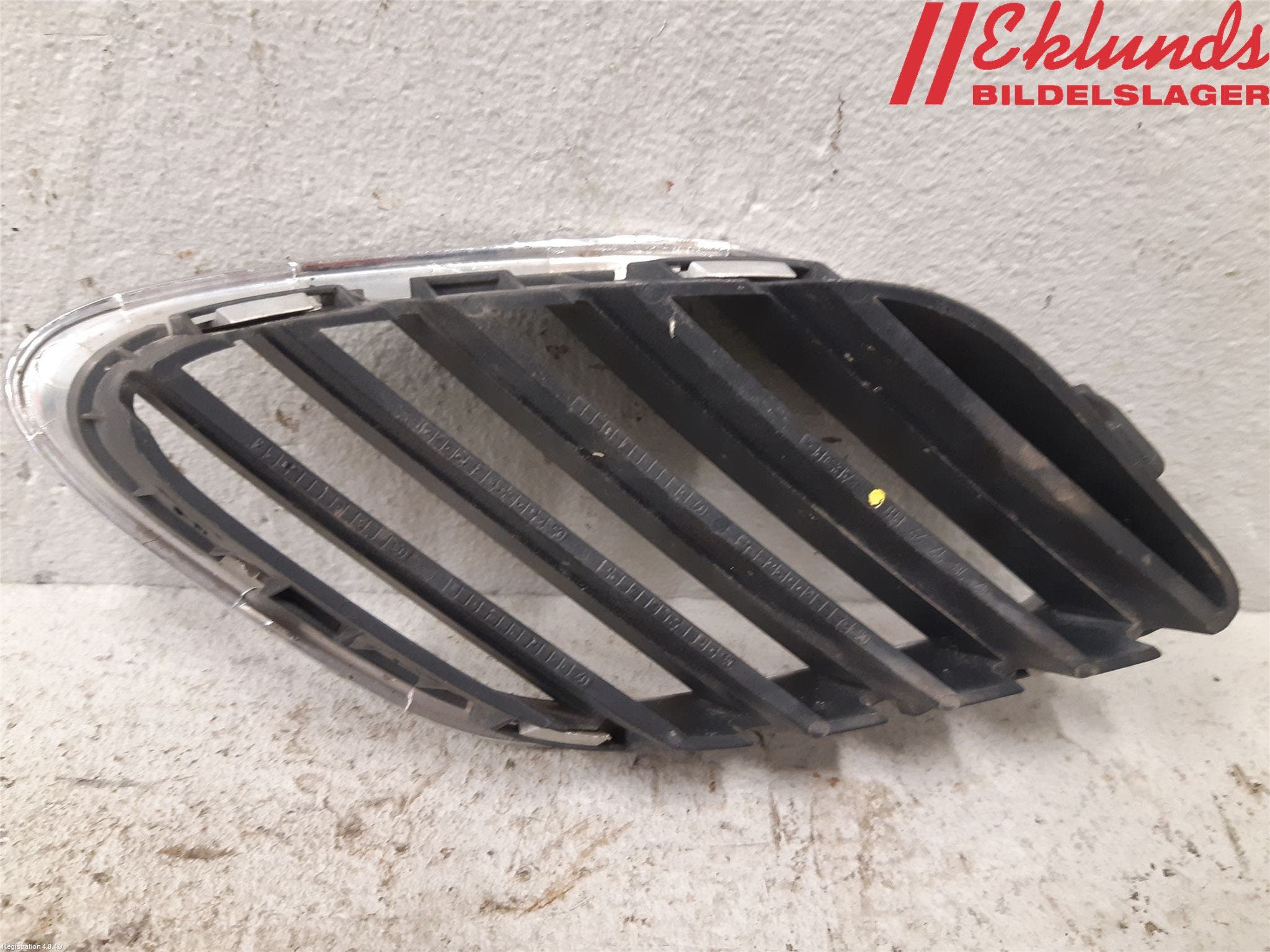 Saab 9-3 VER 2 Grilldel Höger