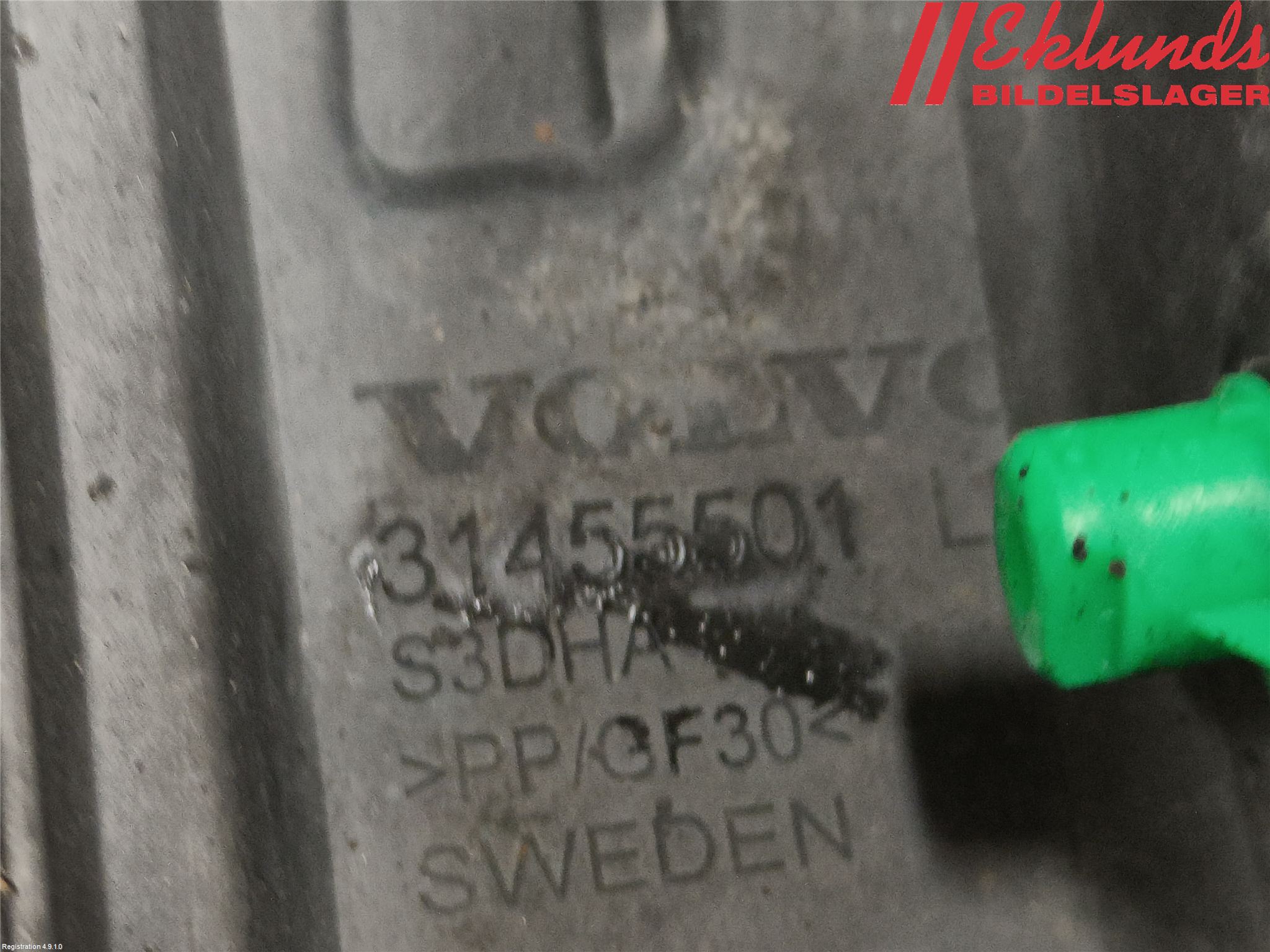 Volvo V60 19- Stötfångarfäste Bak Vä