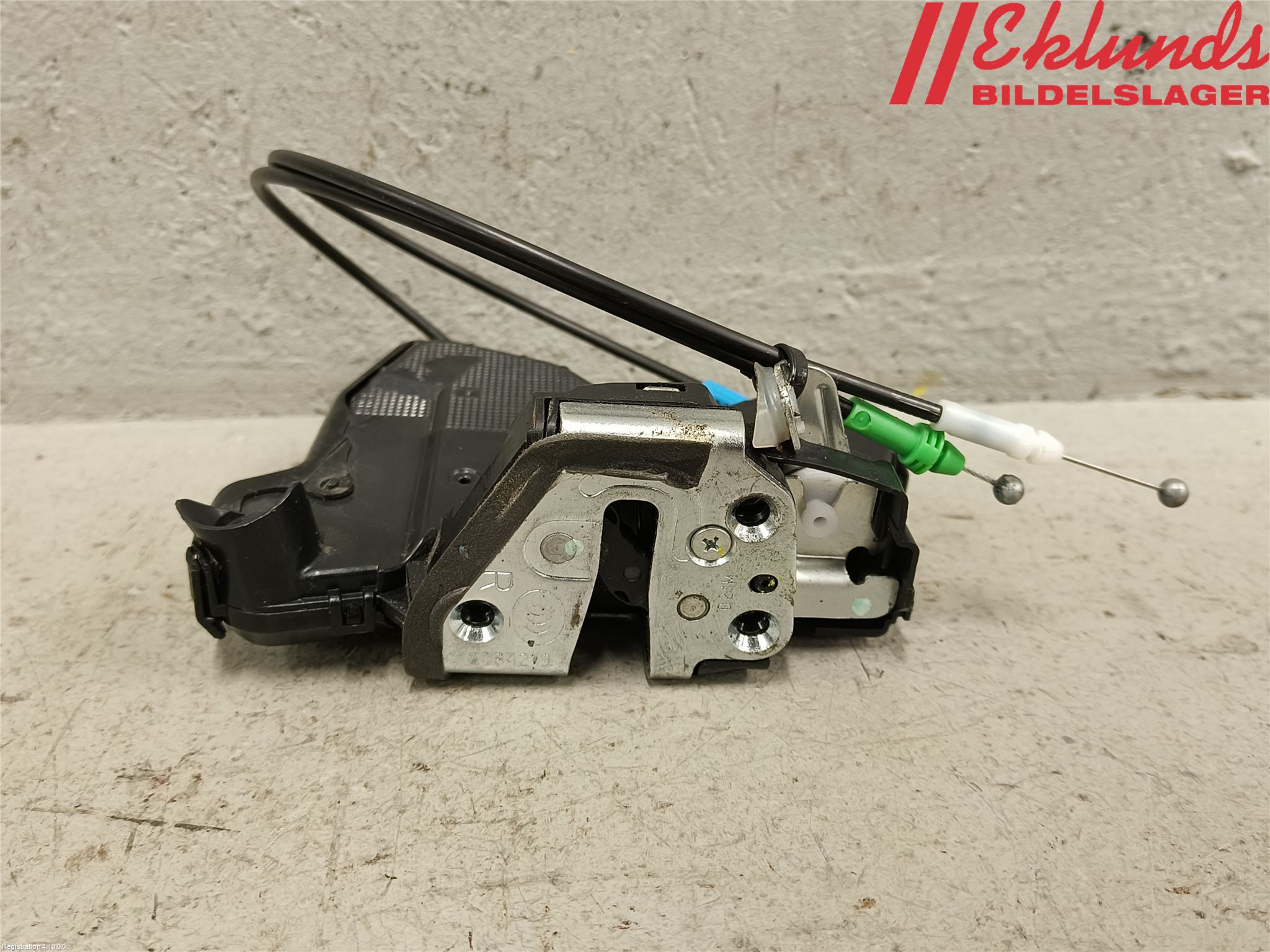 Toyota AURIS 13-19 Låskista-Dörrlås