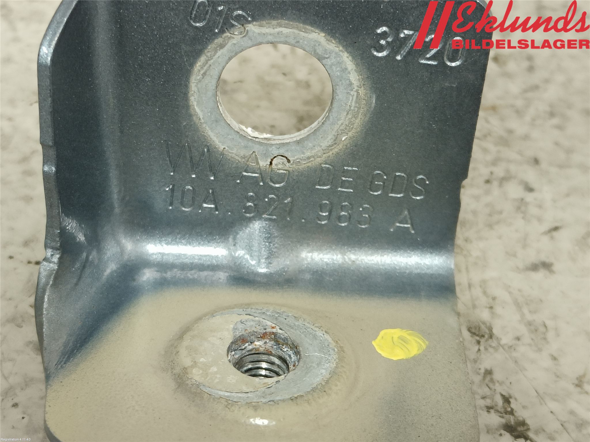 Volkswagen VW ID.3 21- Skärmfäste Fram Vä