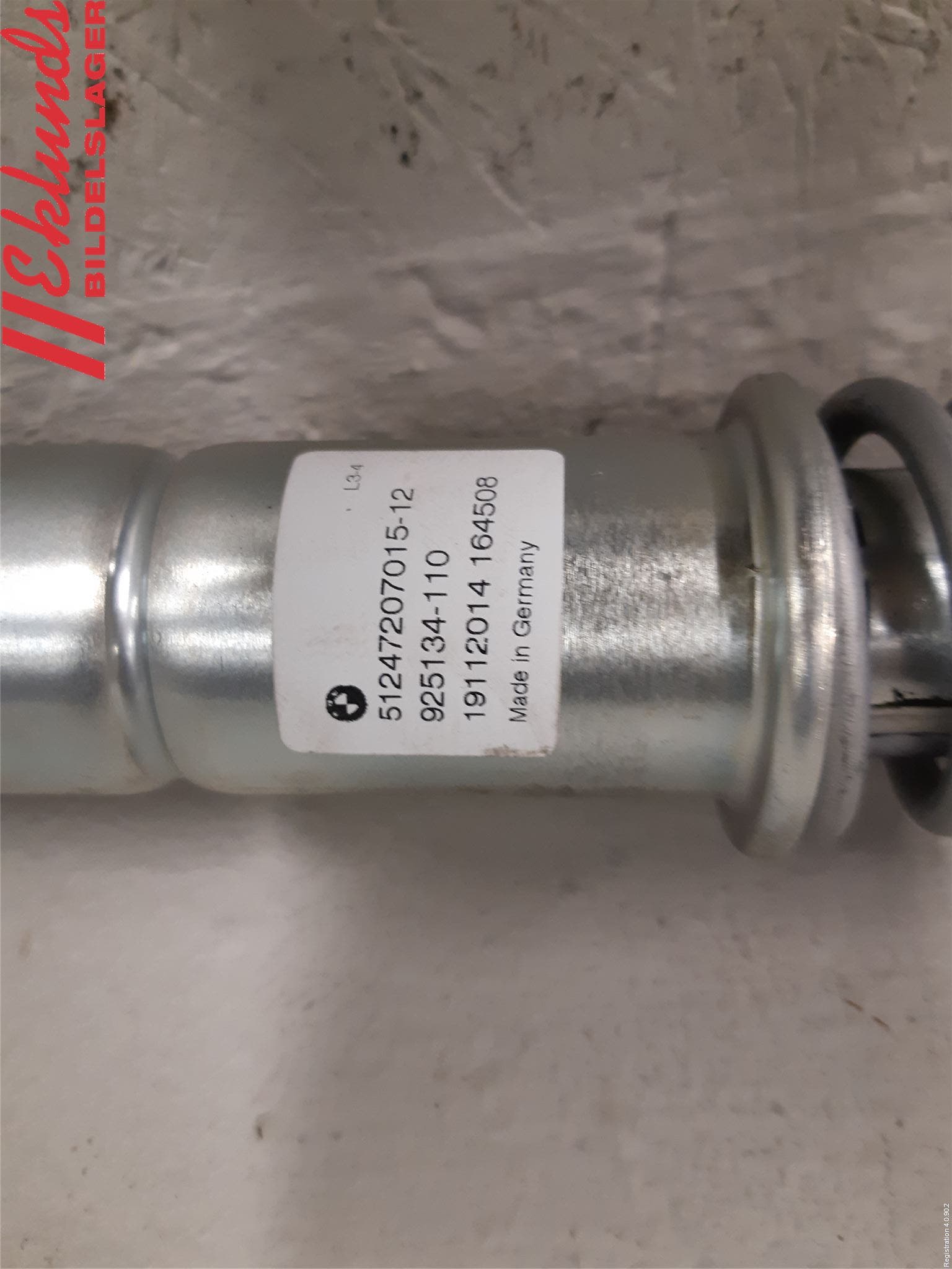 BMW 5 F10/F11/F18 09-17 Gasfjäder Baklucka