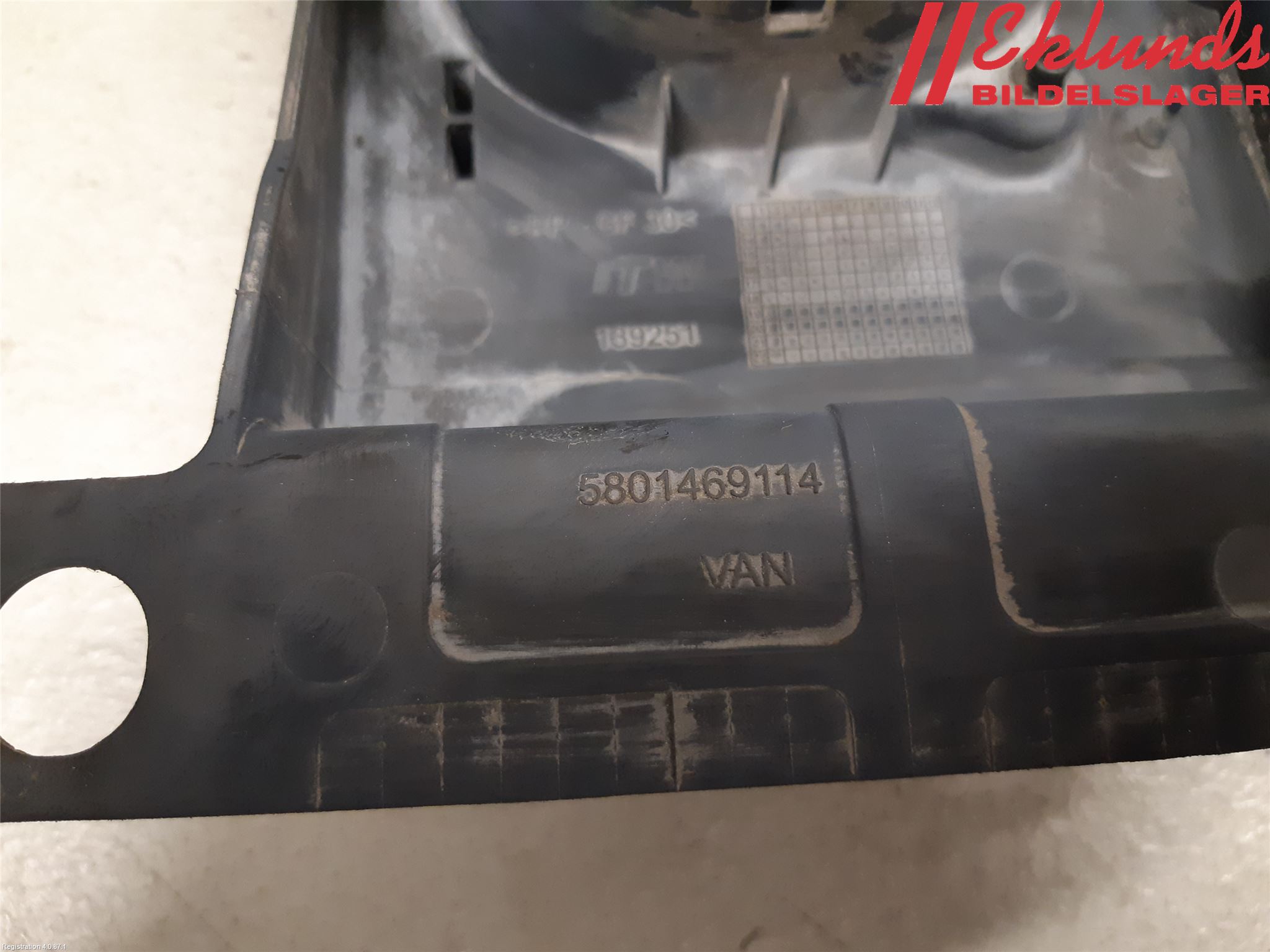 Iveco DAILY 14->> Tanklucka