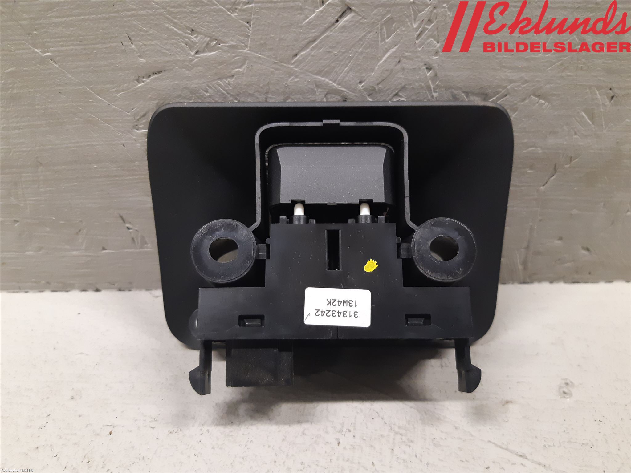 Volvo S60 11-13 Strömställare Parkeringsbroms