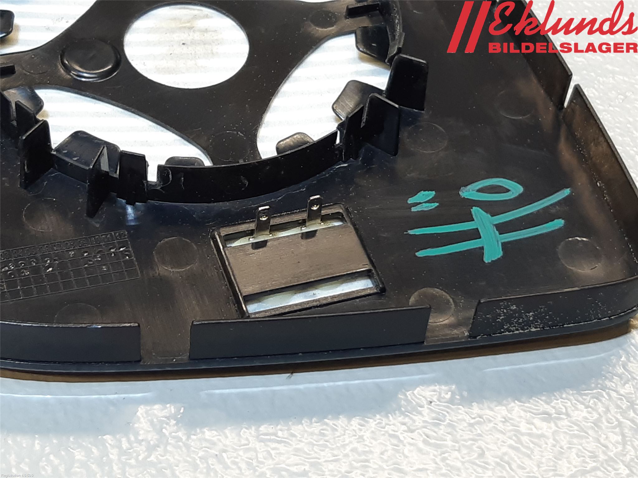 Peugeot PARTNER 16-18 Spegelglas Hö