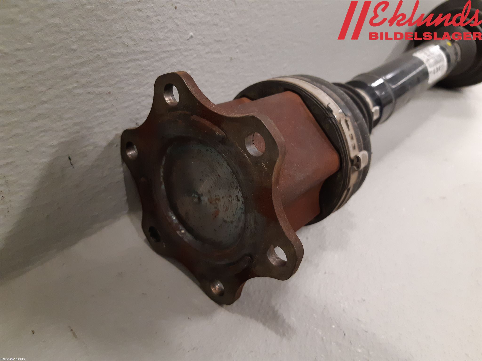 Volkswagen VW PASSAT 11-14 Drivaxel Fram Höger
