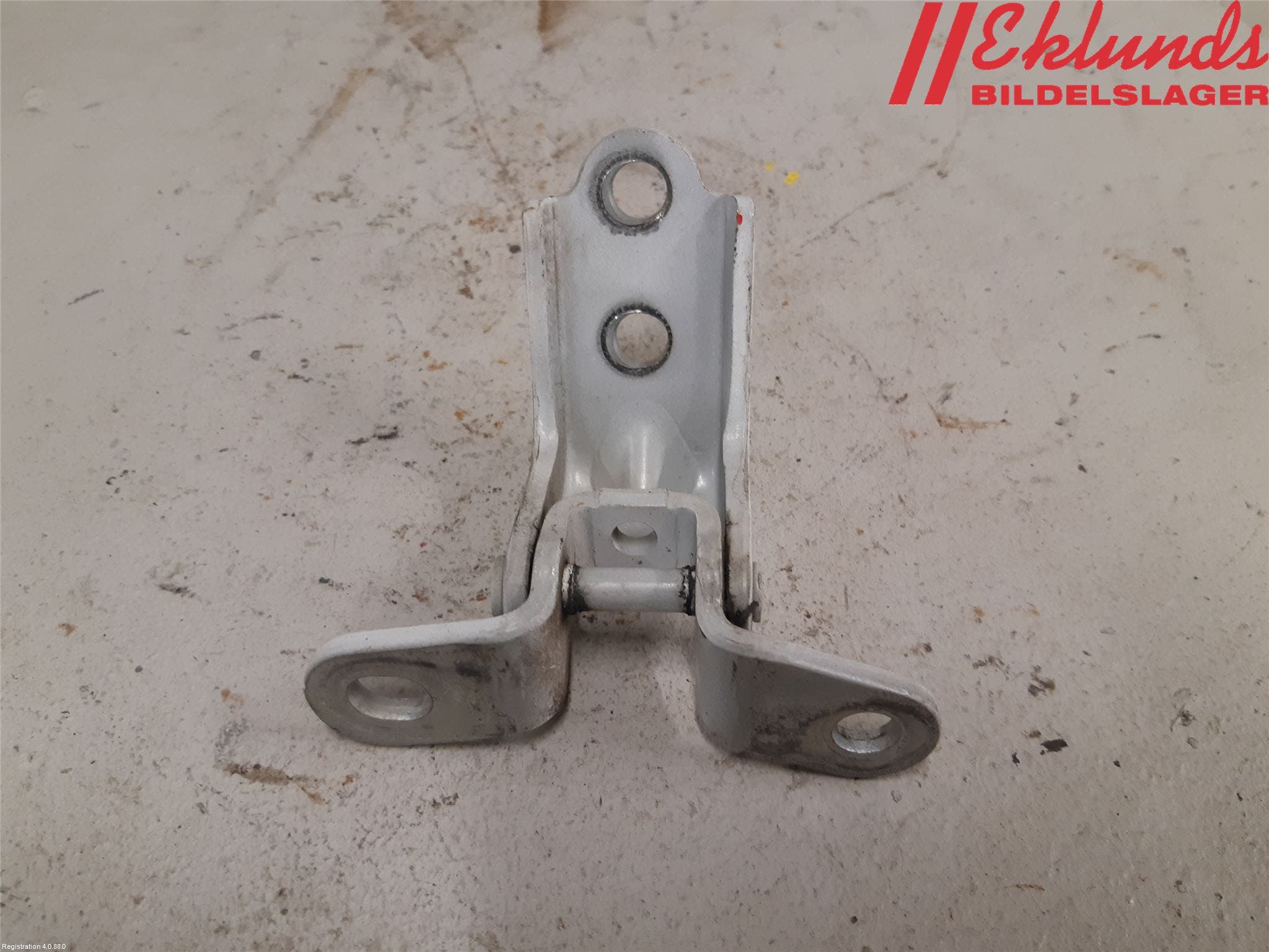 Hyundai i40 08-15 Dörrgångjärn