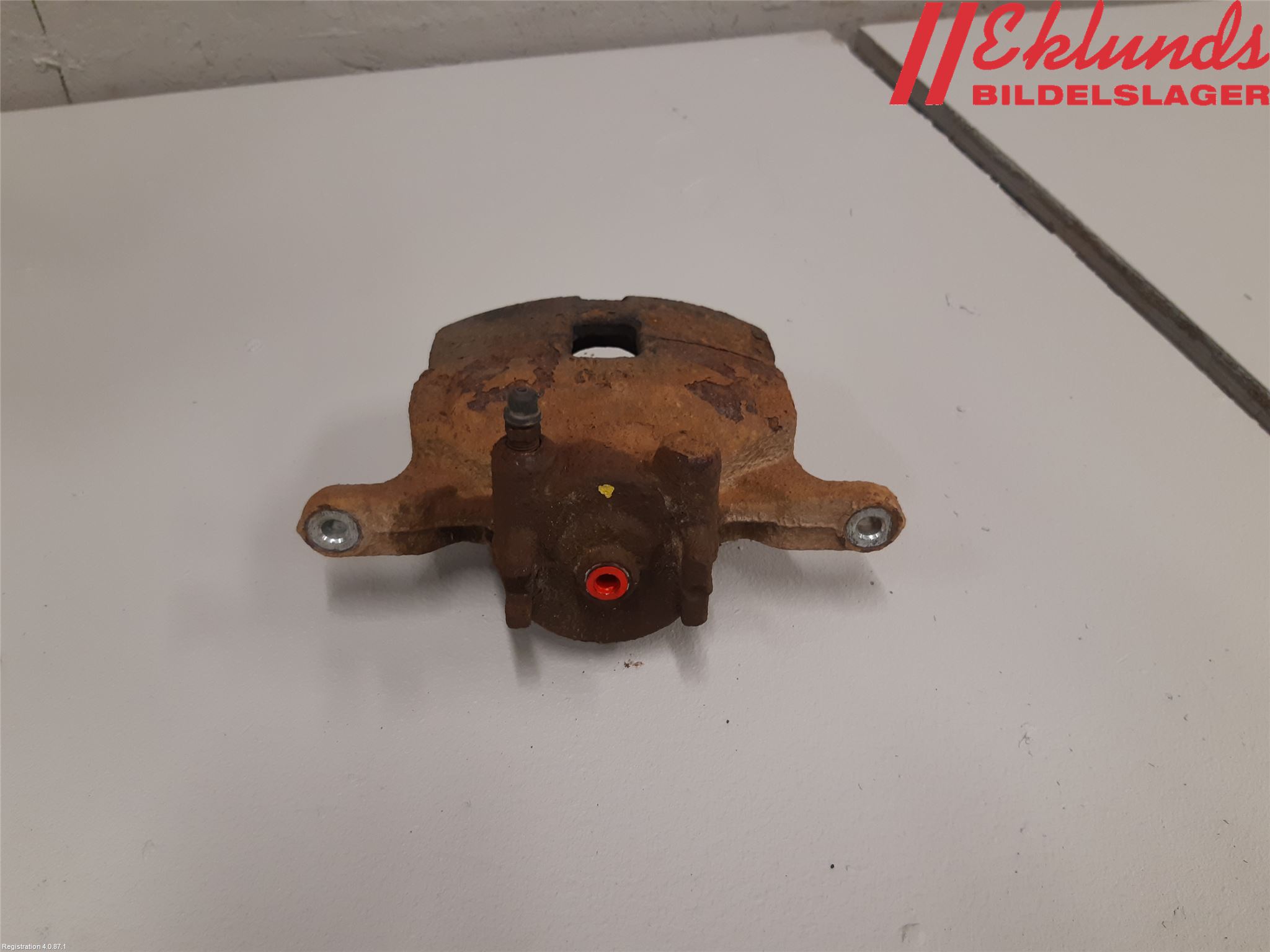 Mitsubishi L200 16-23 Bromsok Fram Höger