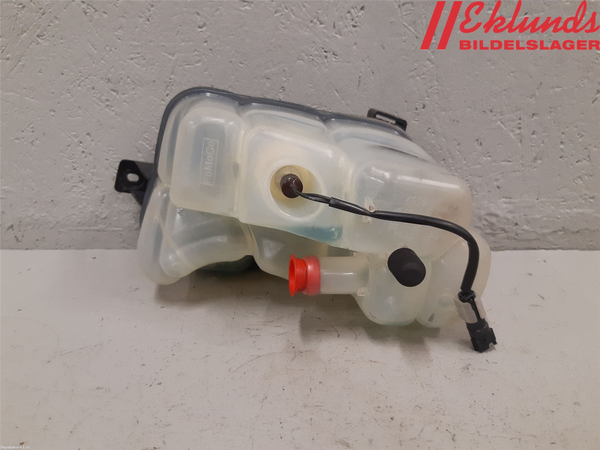 Volvo V70 14-16 Expansionstank