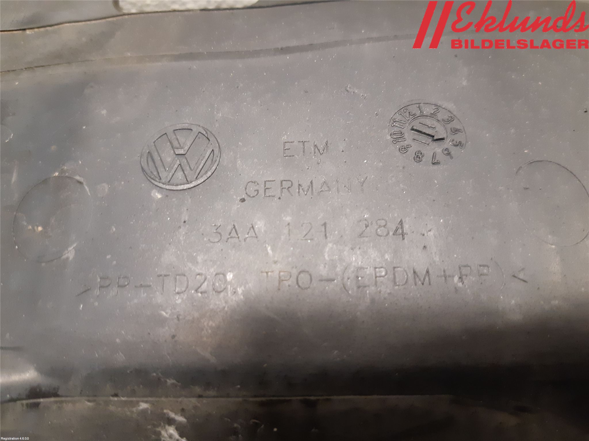 Volkswagen VW PASSAT 11-14 Deflektor Plåt-Plast Kylning