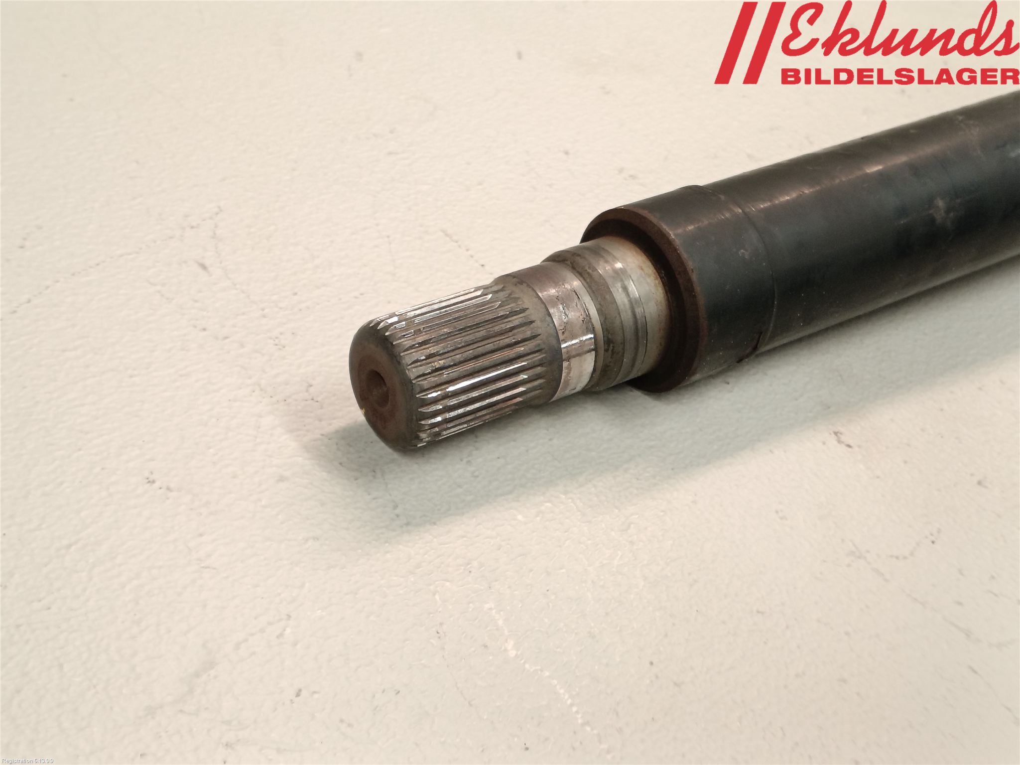 Volvo V70 08-13 Drivaxel Fram Höger