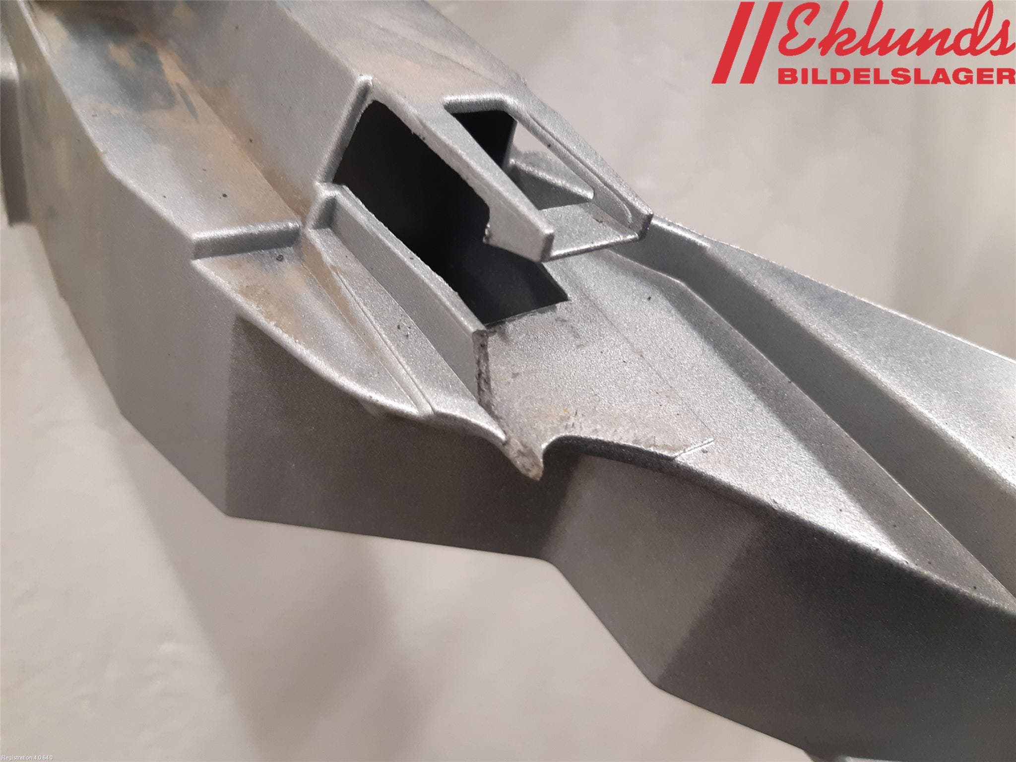 Ford MONDEO 07-15 Frontplåt