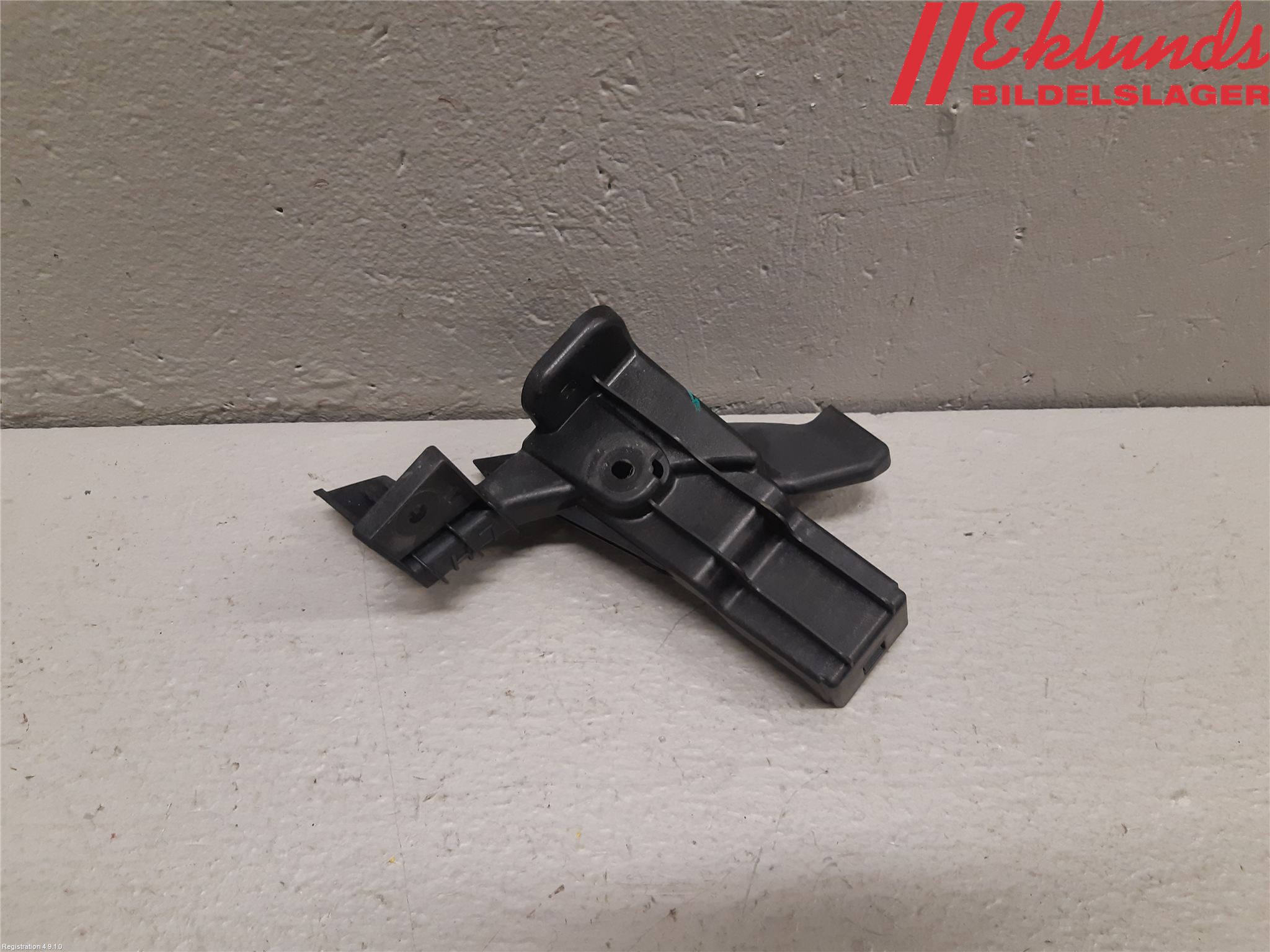 Kia PICANTO 17- Stötfångarfäste Fram Vä