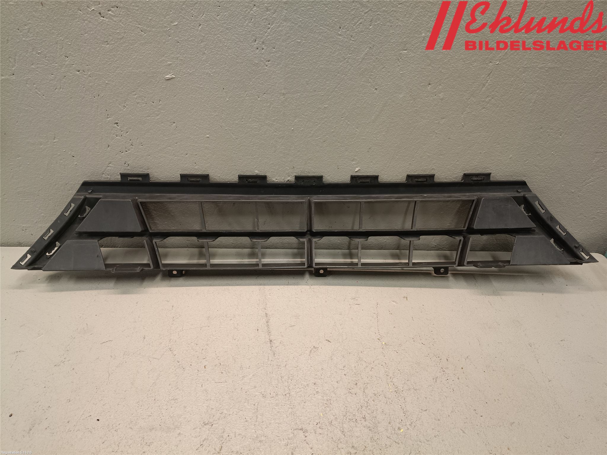 Ford TRANSIT SKÅP/BUSS 14-22 Stöt Utfyllnad-List-Grill