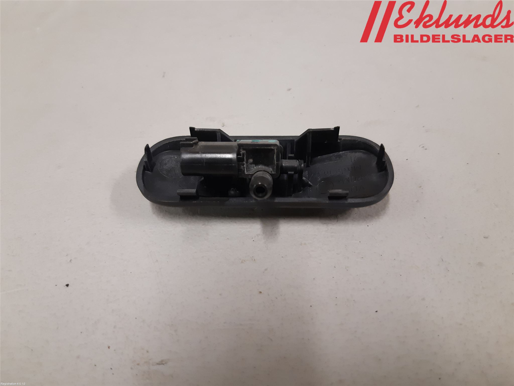 Volkswagen VW GOLF / E-GOLF VII 13-20 Spolarmunstycke Rutor