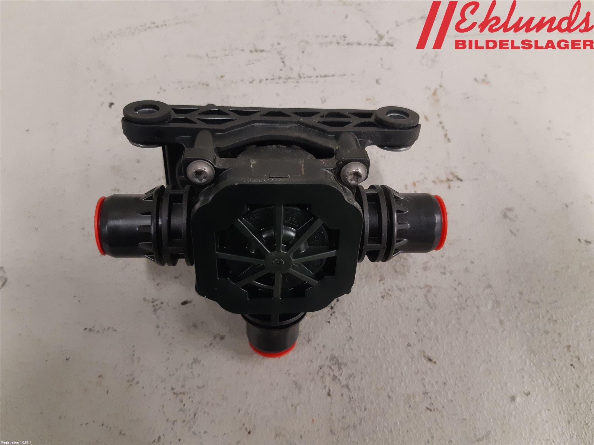 BMW iX I20 22- Värme Cirkulationspump