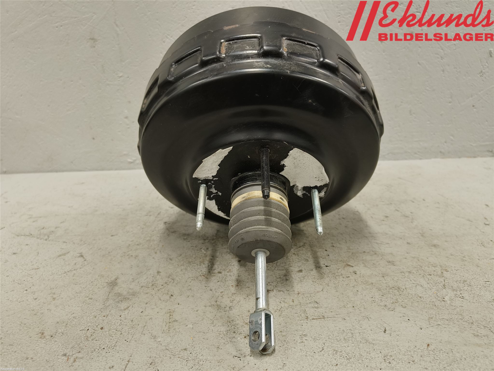 Nissan NV400 12-24 Bromsservo