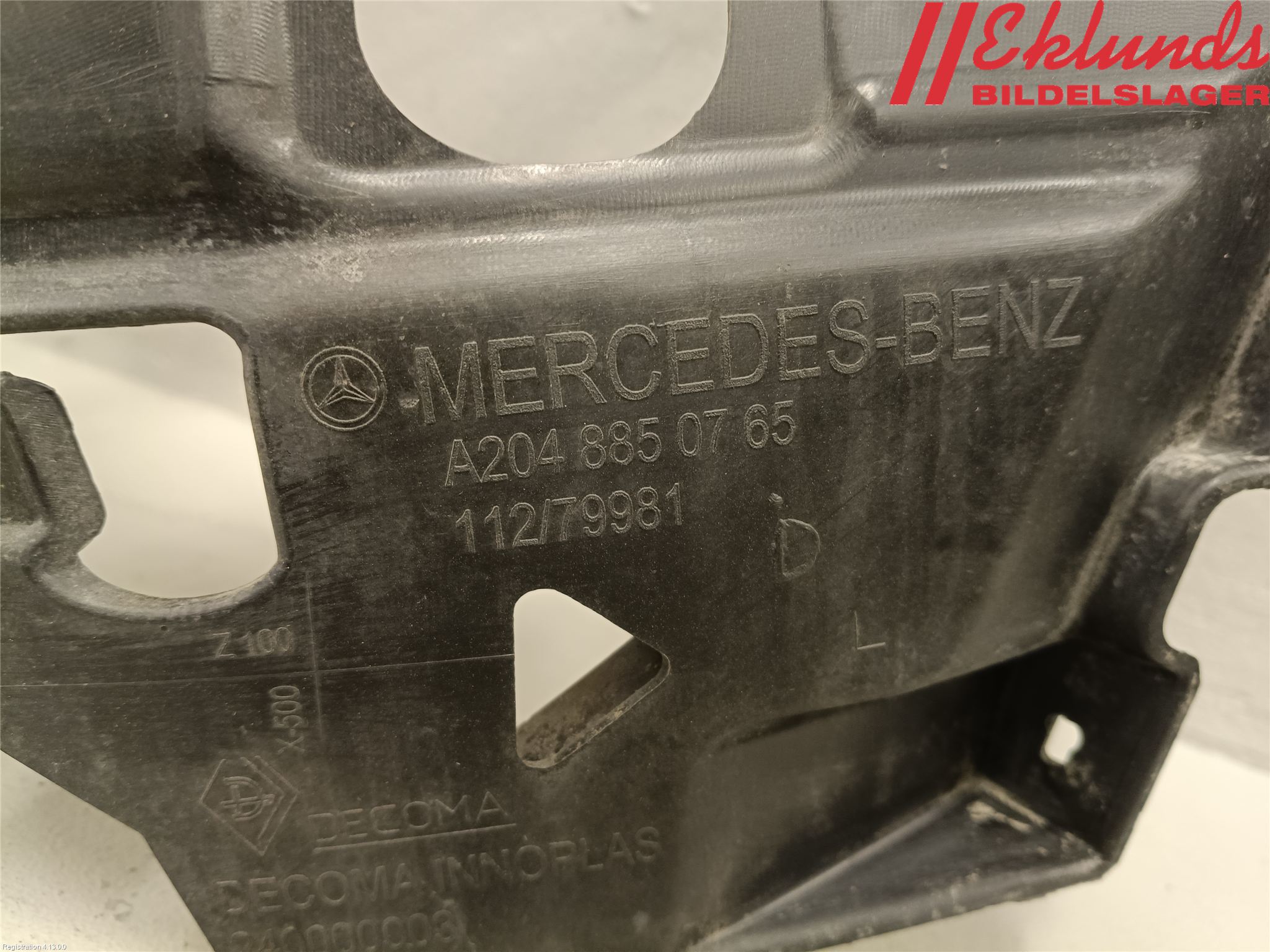 Mercedes-Benz MB C-KLASS (W204) 07-15 Stötfångarfäste Fram Vä