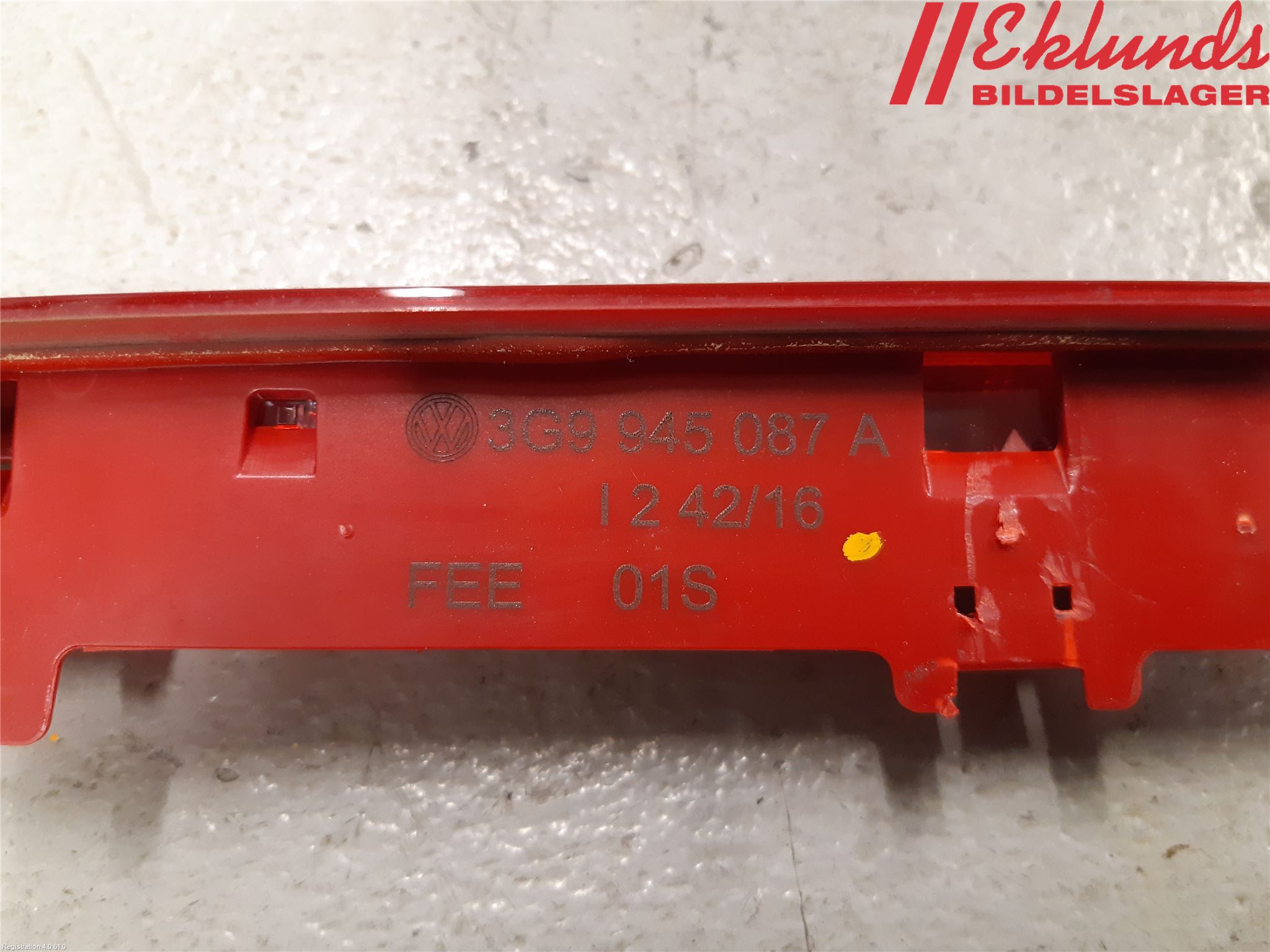 Volkswagen VW PASSAT 15-19 Bromsljus Bakruta