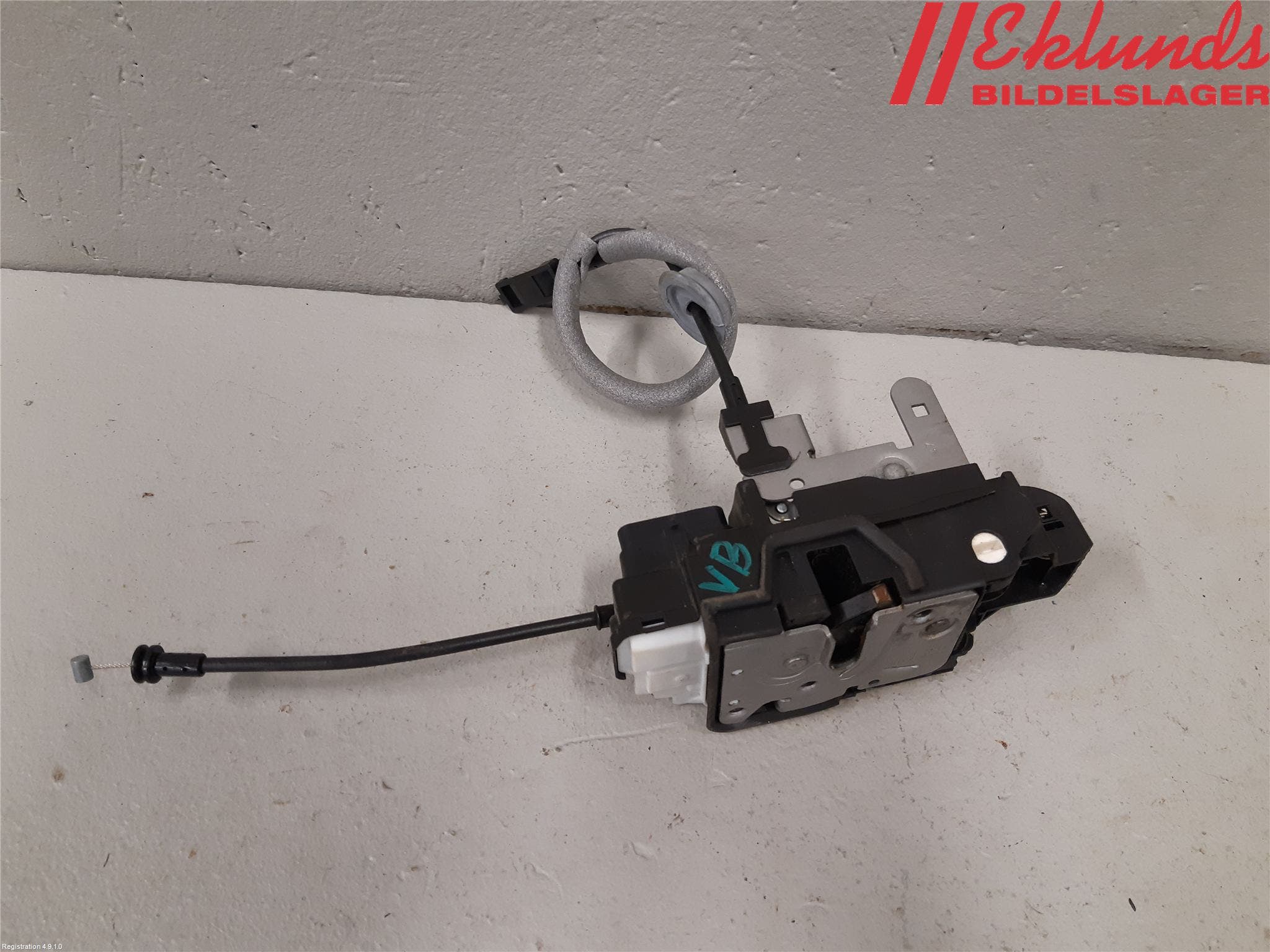 Volvo V40 12-19 Låskista-Dörrlås