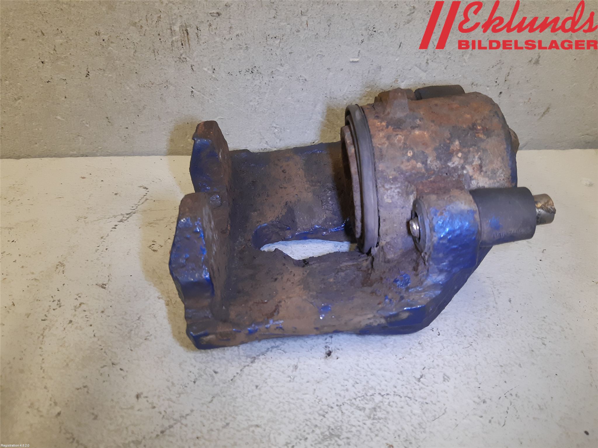 Volvo S70/V70/XC  97-00 Bromsok Fram Vänster