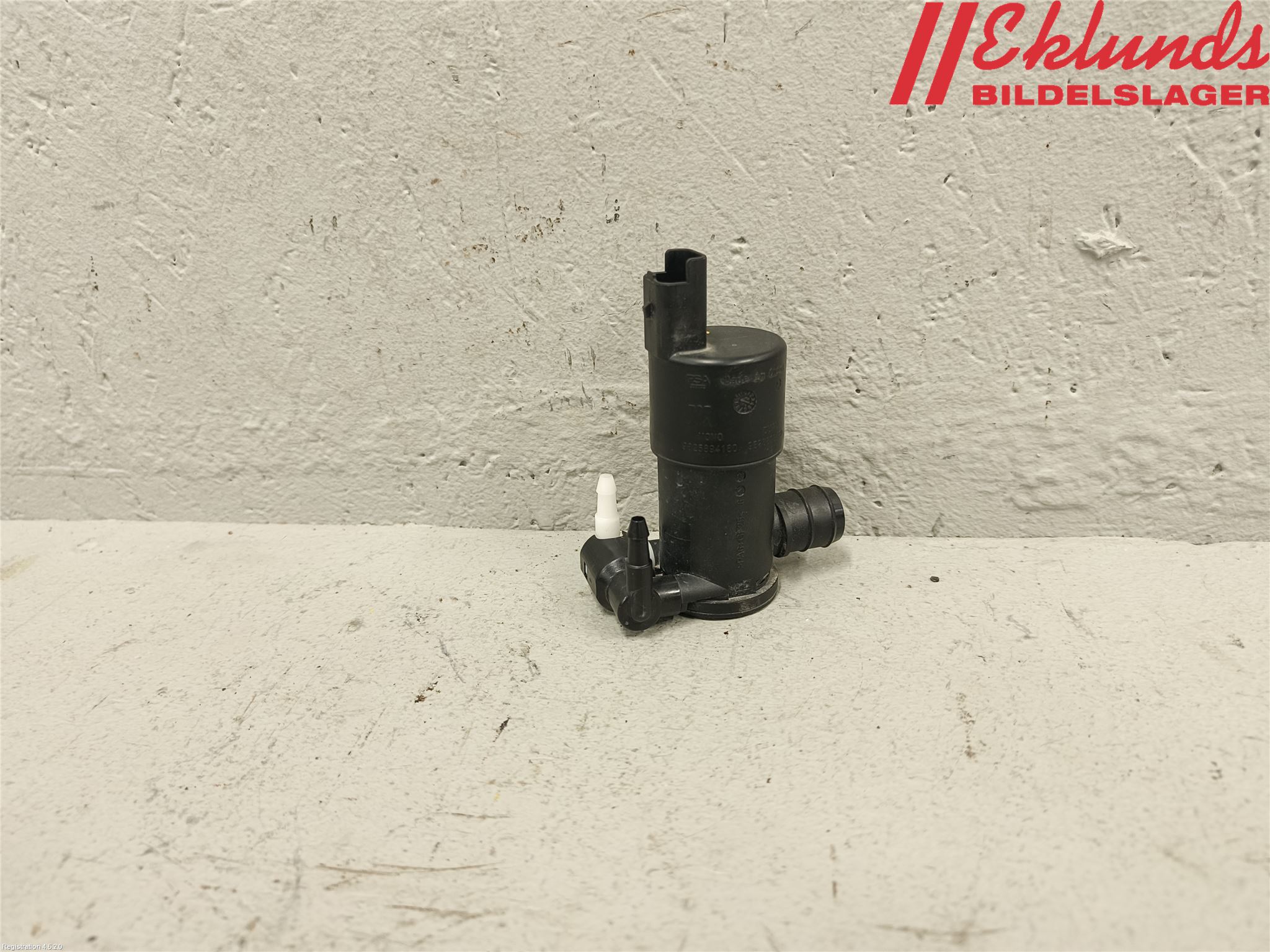 Peugeot 2008/E-2008 20- Spolarpump Vindruta