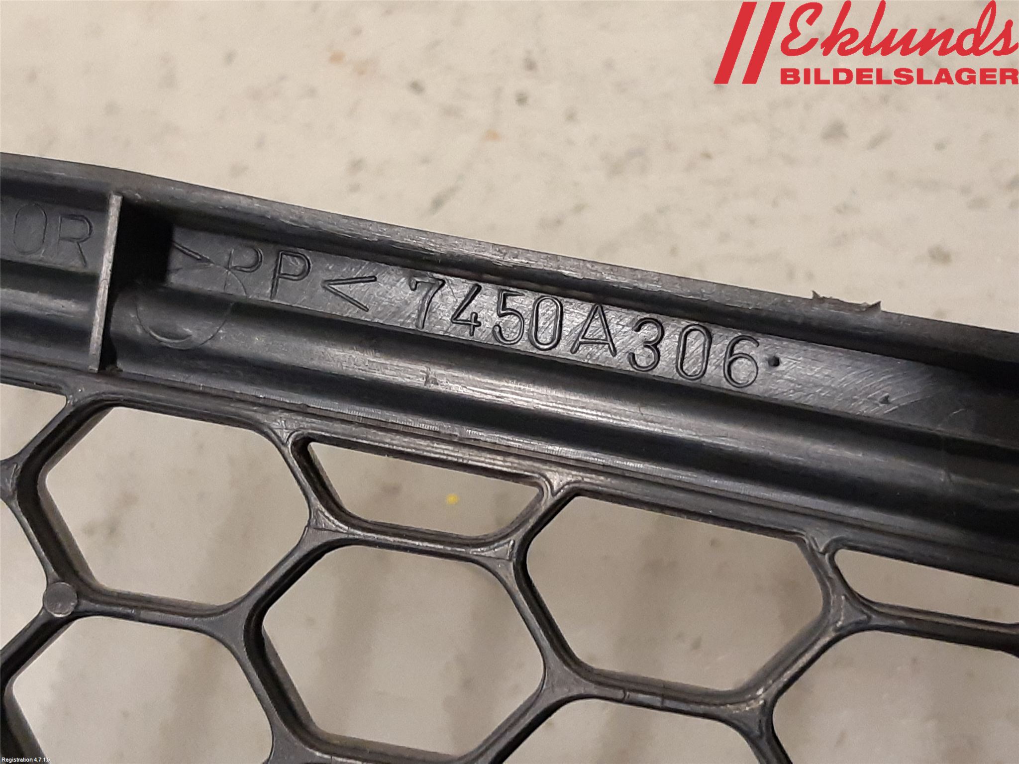 Mitsubishi LANCER 07-14 Stöt Utfyllnad-List-Grill
