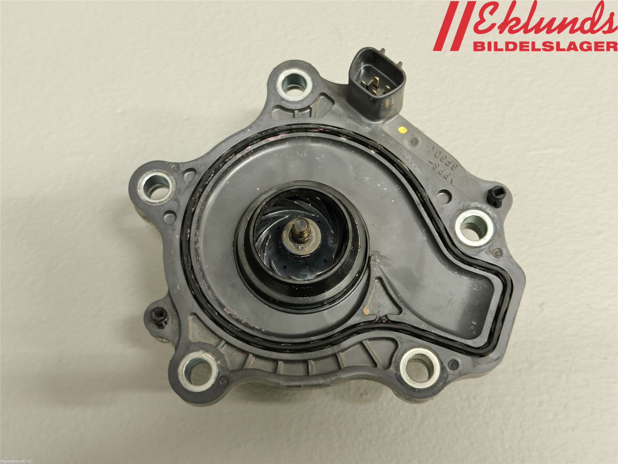 Toyota COROLLA 19- Vattenpump