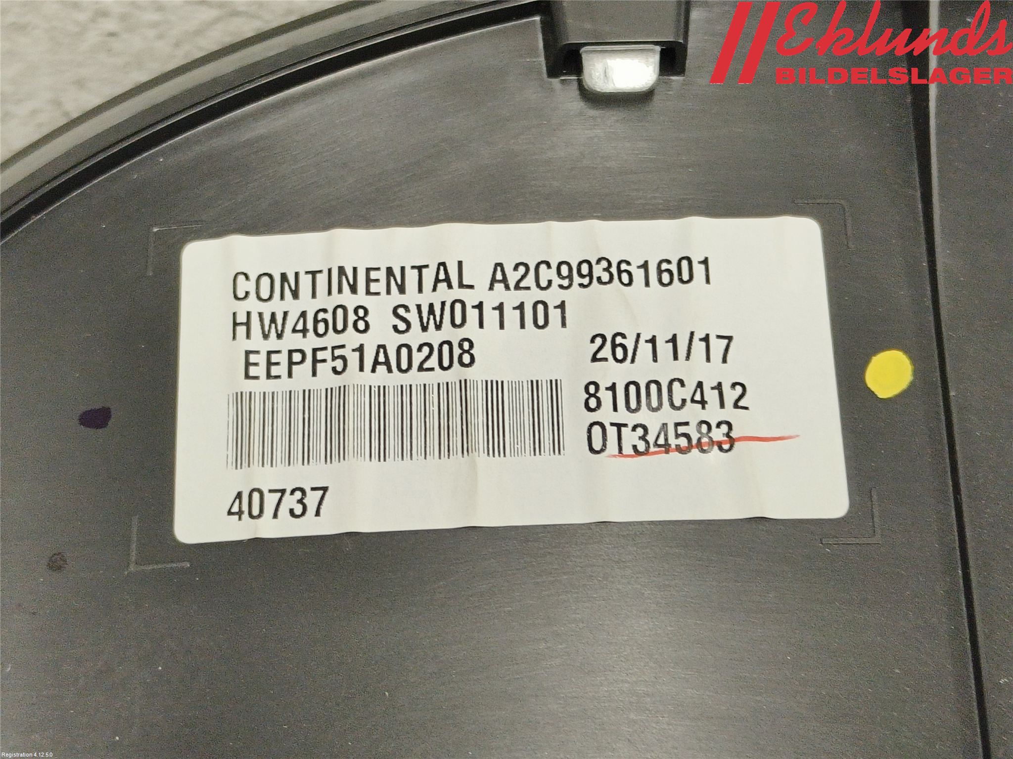 Mitsubishi ECLIPS CROSS Instrument Komb