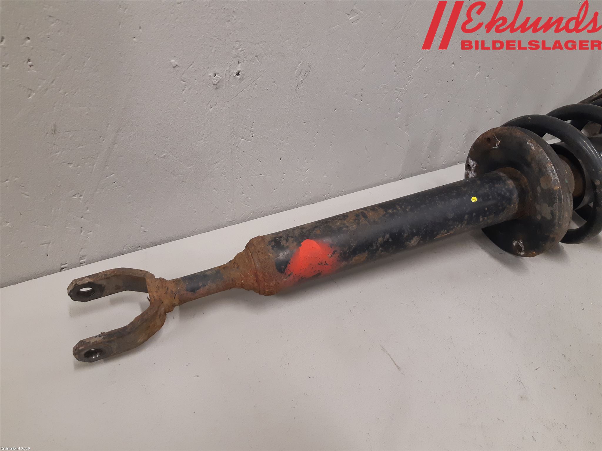 Audi A6/S6     05-11 Fjäderben Fram Vänster