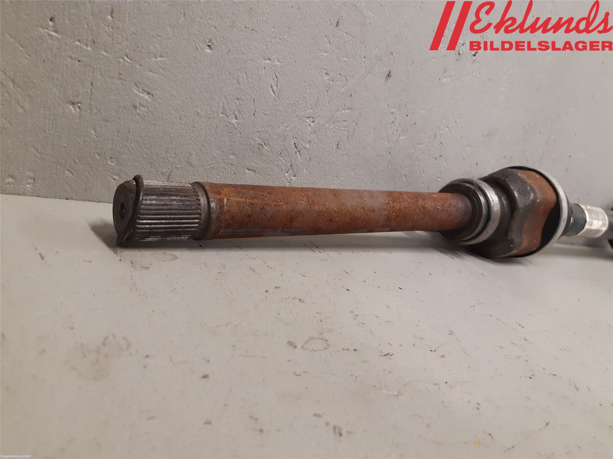 Opel CROSSLAND X 18- Drivaxel Fram Höger