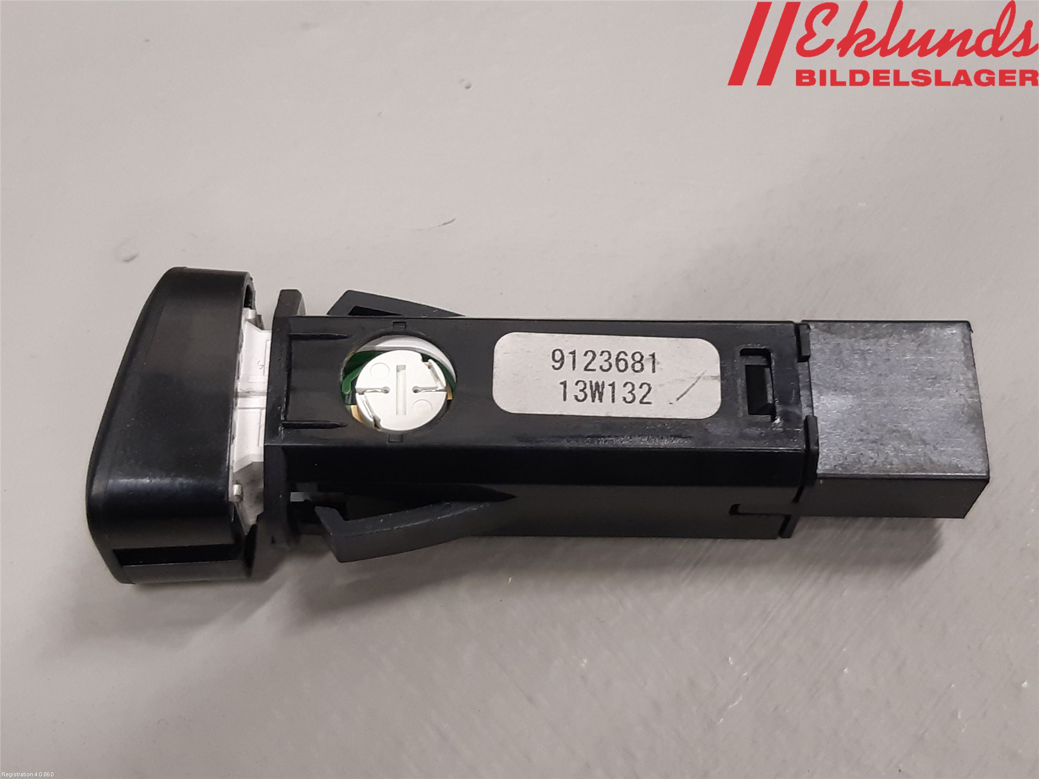 Volvo V60 11-13 Strömställare Varnings