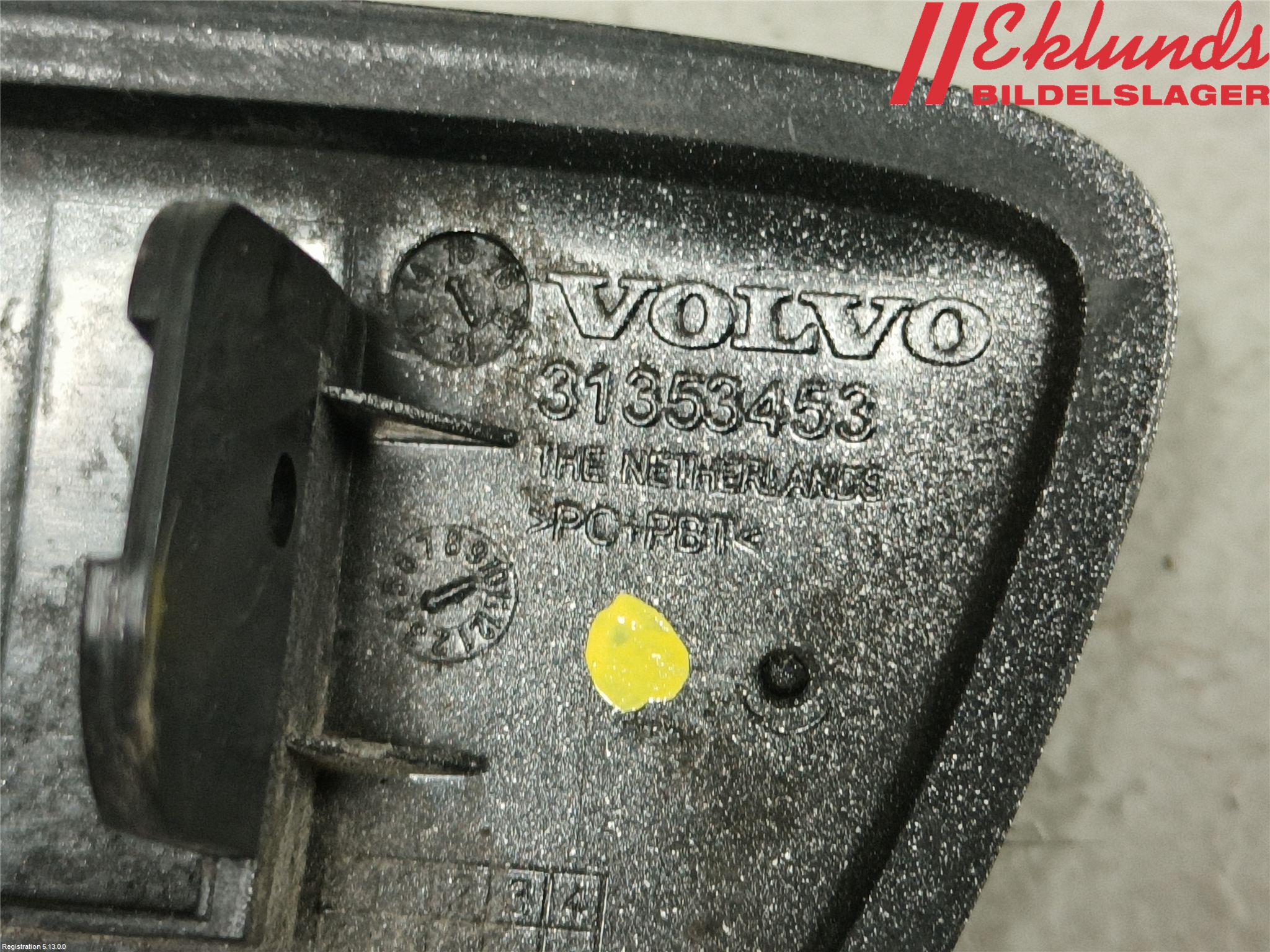 Volvo V70 14-16 Spolarmunstycke Strålkastare