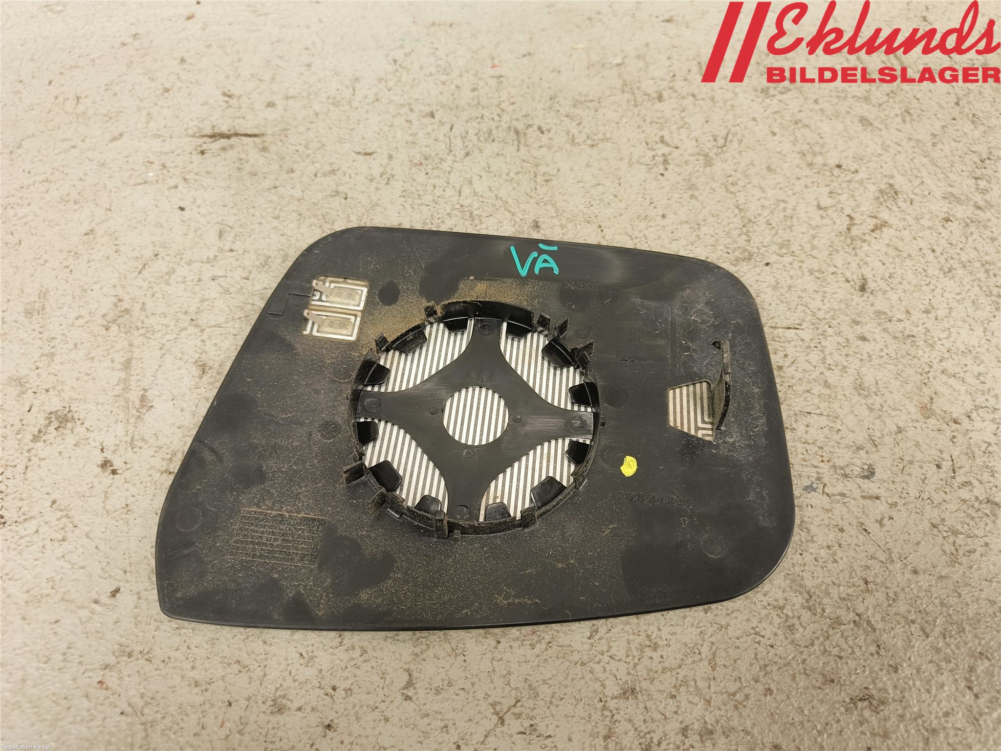 Nissan NAVARA 05-16 Spegelglas Vä