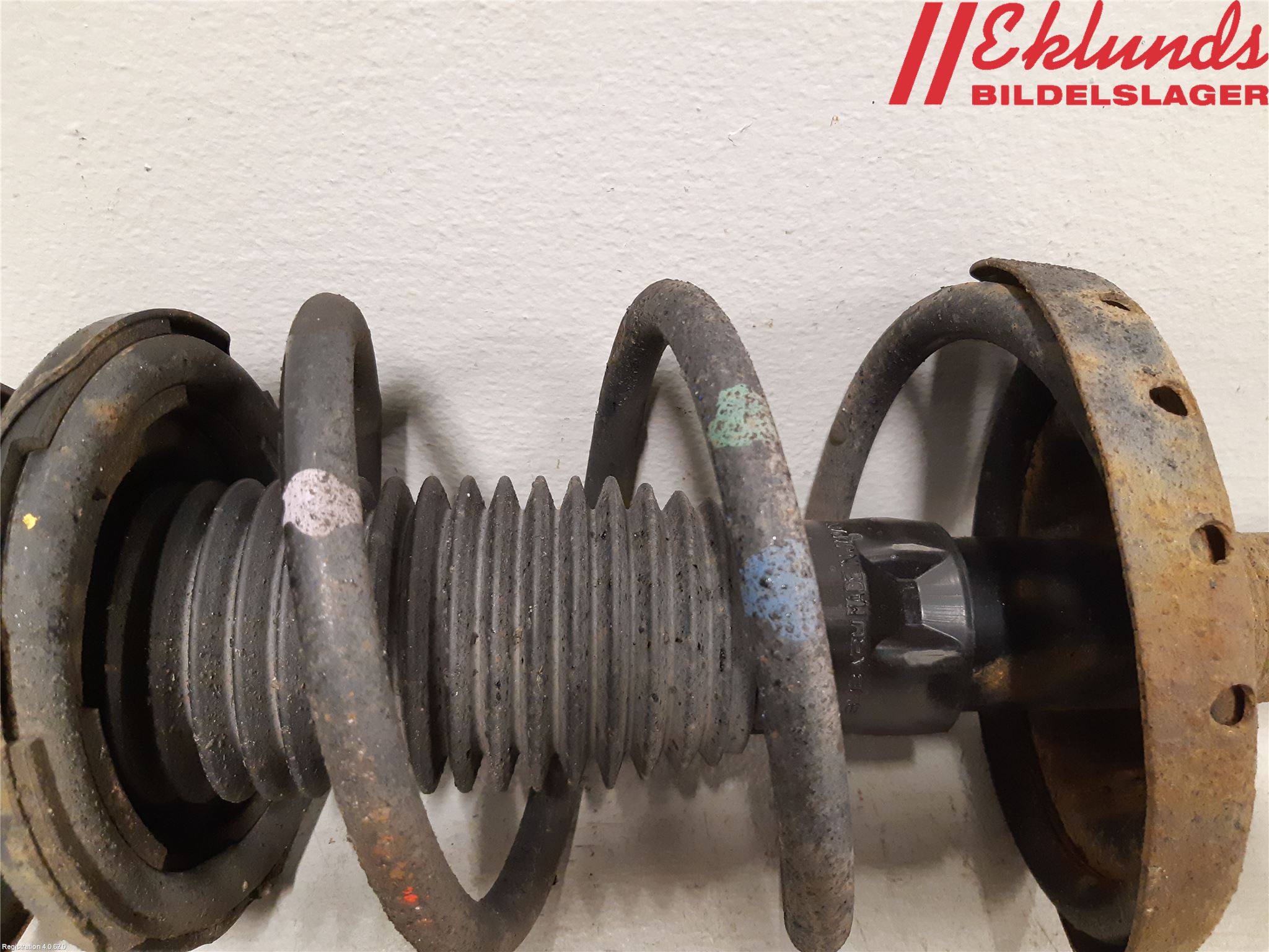 Subaru OUTBACK 10-15 Fjäderben Fram Höger