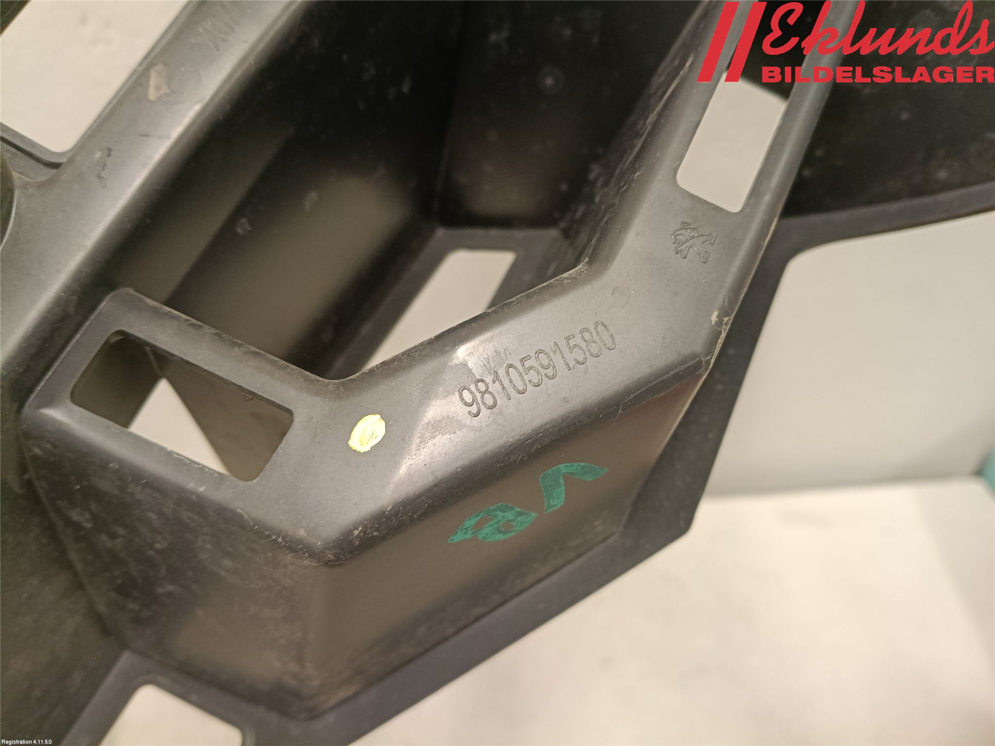 Peugeot 3008 17-24 Stötfångarfäste Bak Vä
