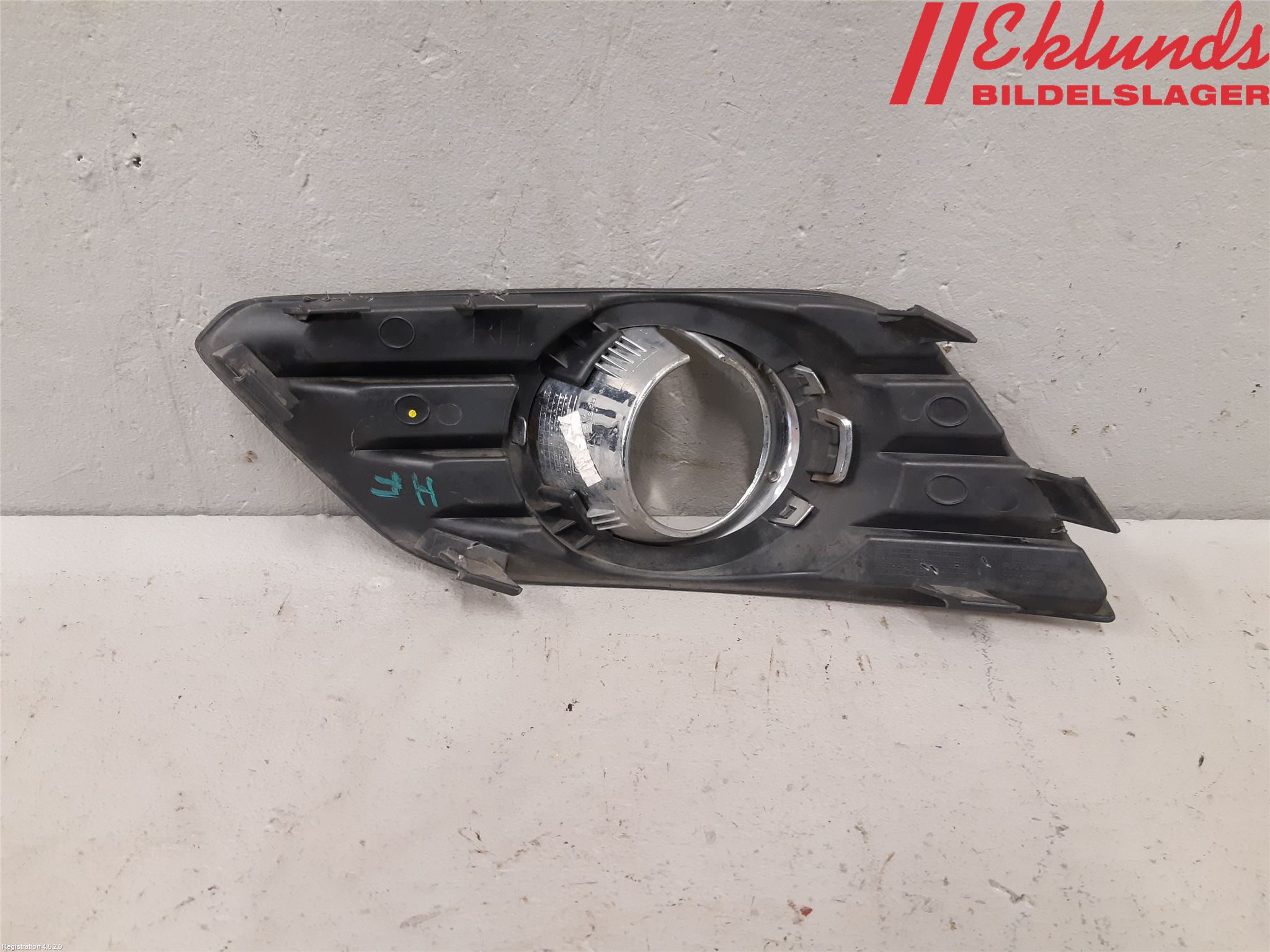 Opel MOKKA 13-20 Dimljussarg Fram